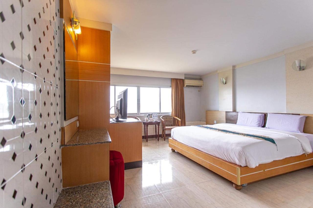 Hotel Satit Grand View Ban Khlong Phruan