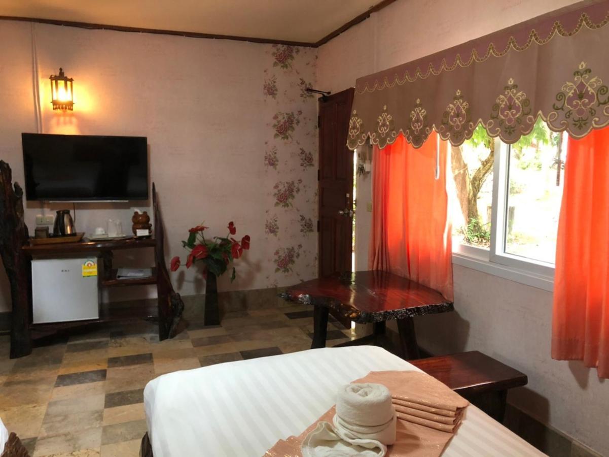 Saiyok River House 3* Sai Yok