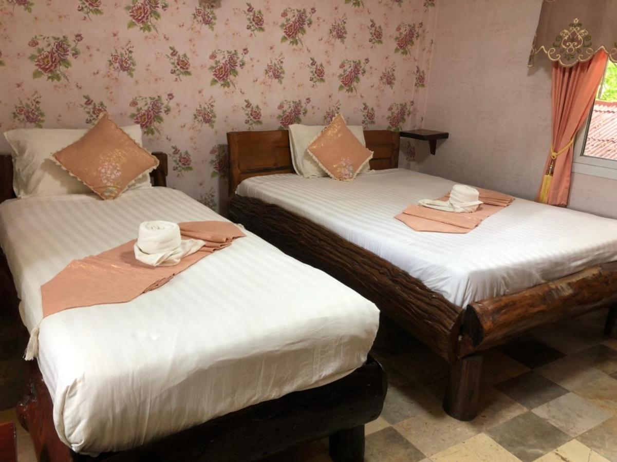 Saiyok River House 3* Sai Yok