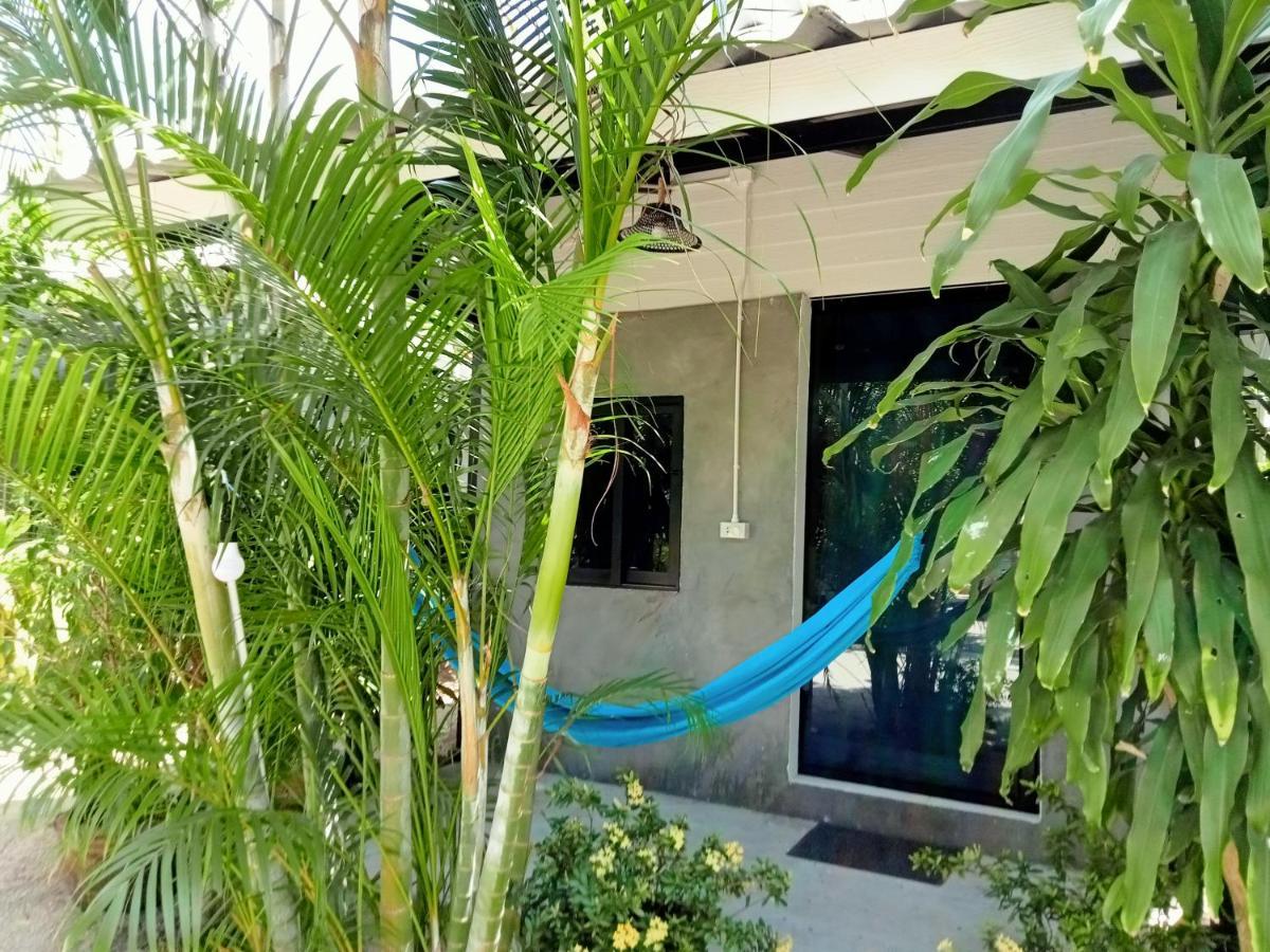 Lodge Namthip Homebeach