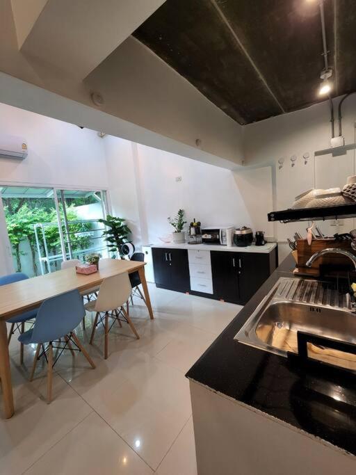 Villa Boxsoon Nimman 3 # 4beds 4bahts Chiang Mai