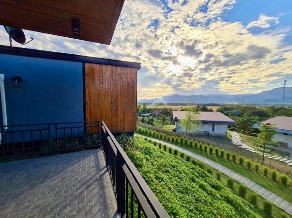 The Sunnery Resort Lom Kao