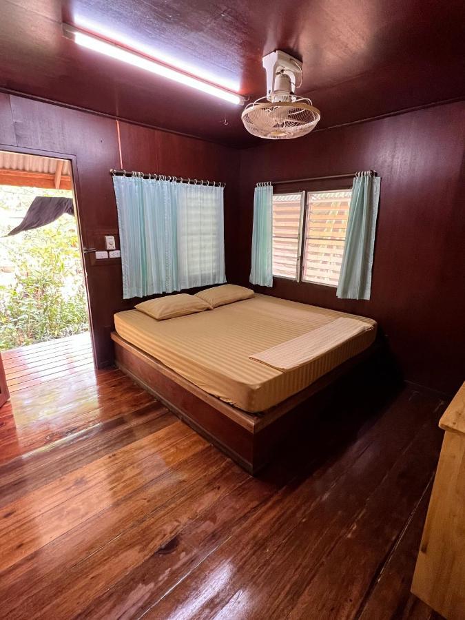 Sandee Holiday park 2*