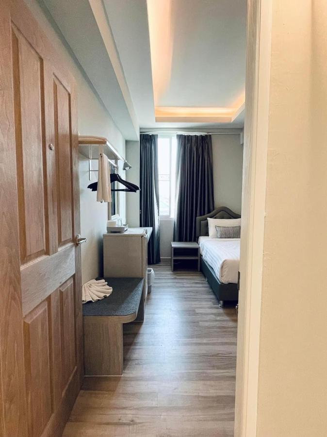 Gallery Design - Sha Extra Sisaket