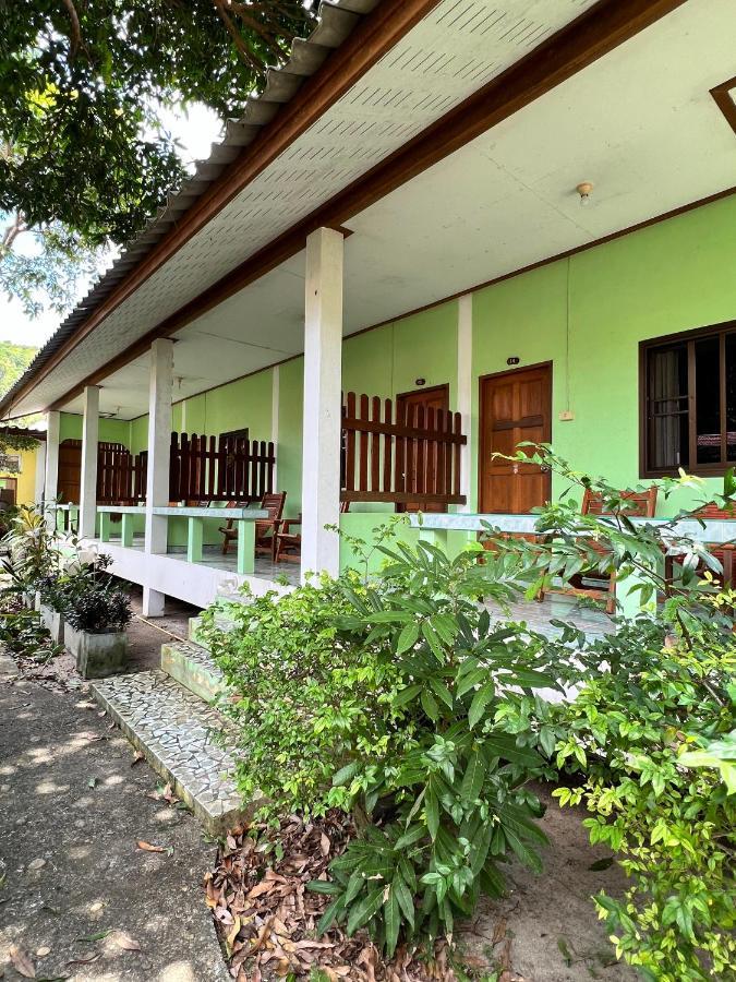 Sandee Holiday park 2*