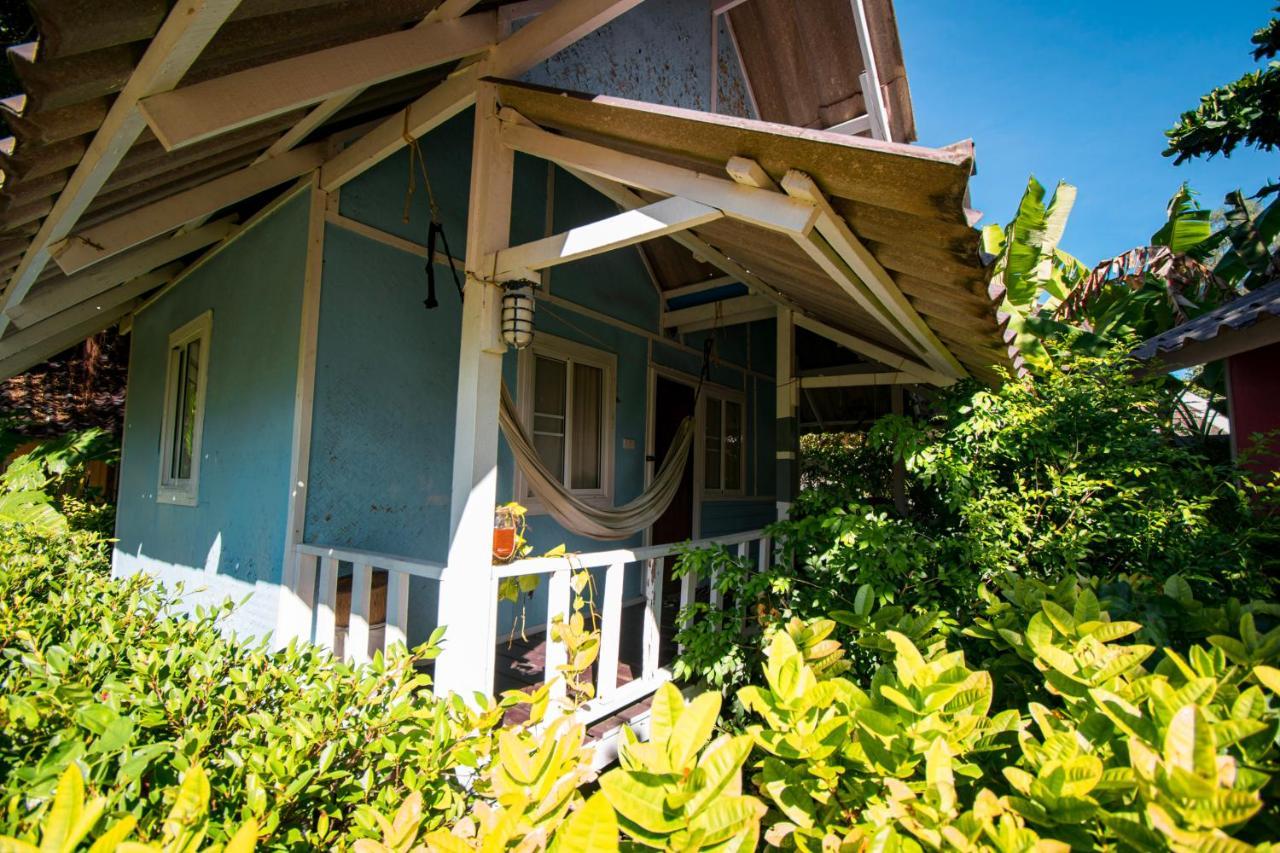 Colorful Hut Resort Ko Pha Ngan