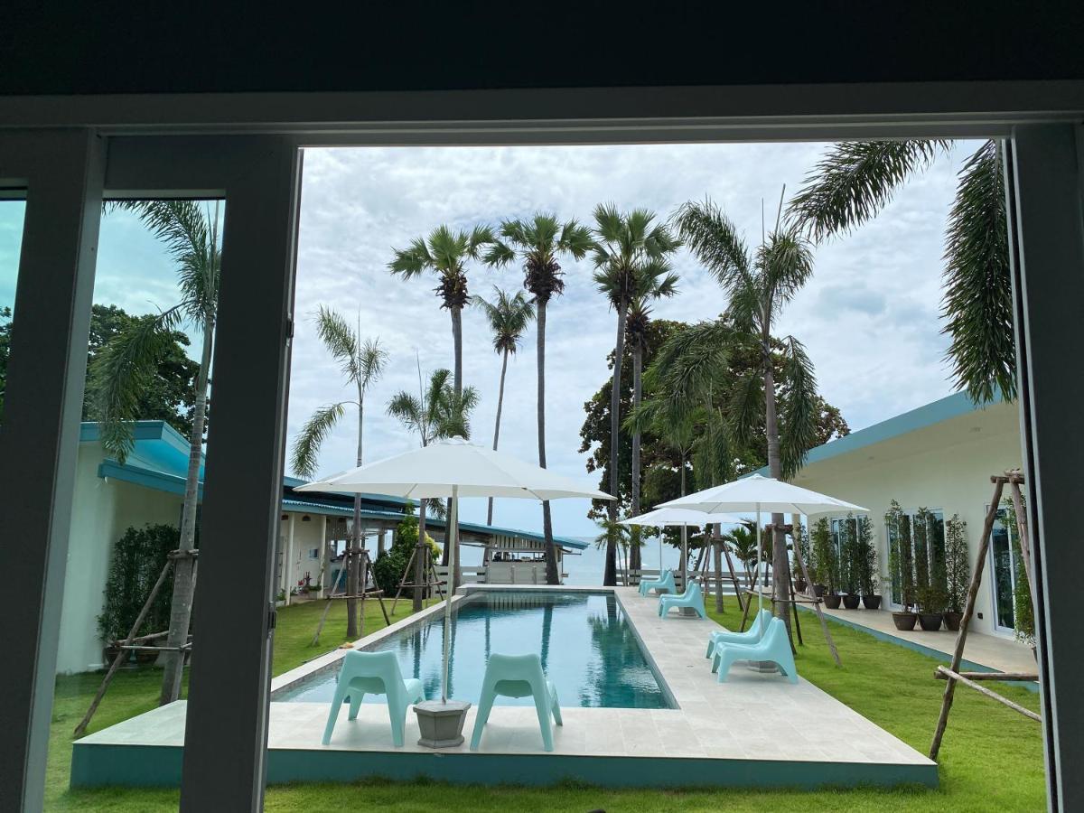 Le Petit Saint Tropez Resort 4*