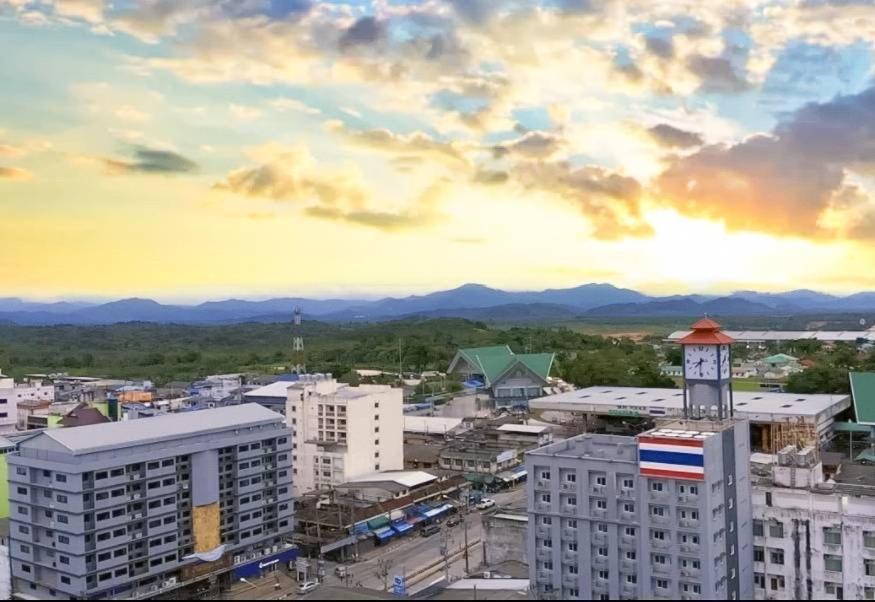 Hotel Paramount Palace Dannok *