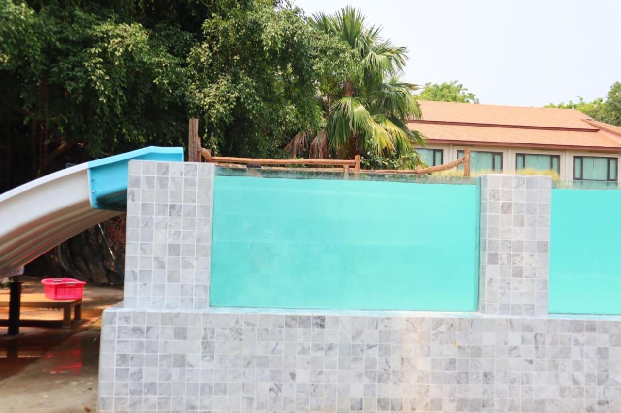 Blues River Resort
