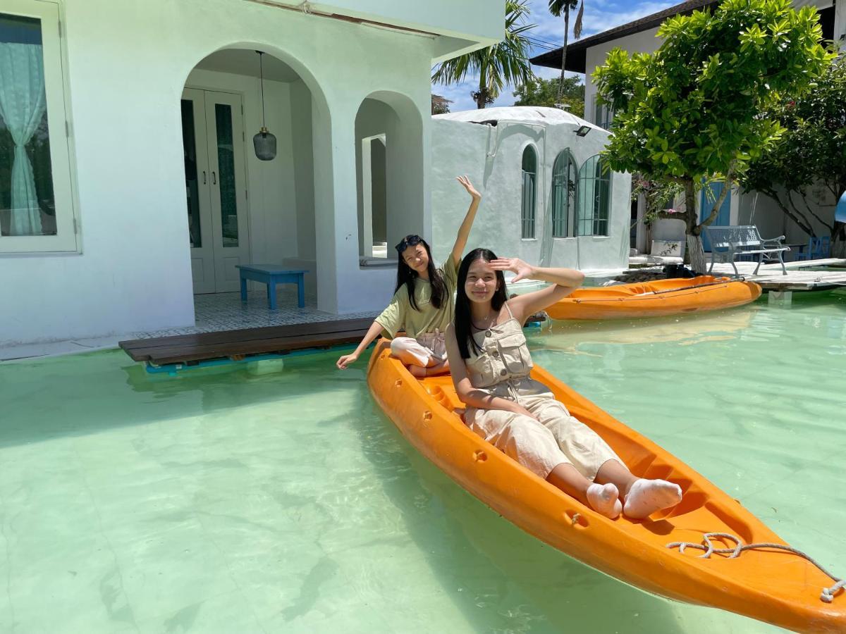 The Oia Resort