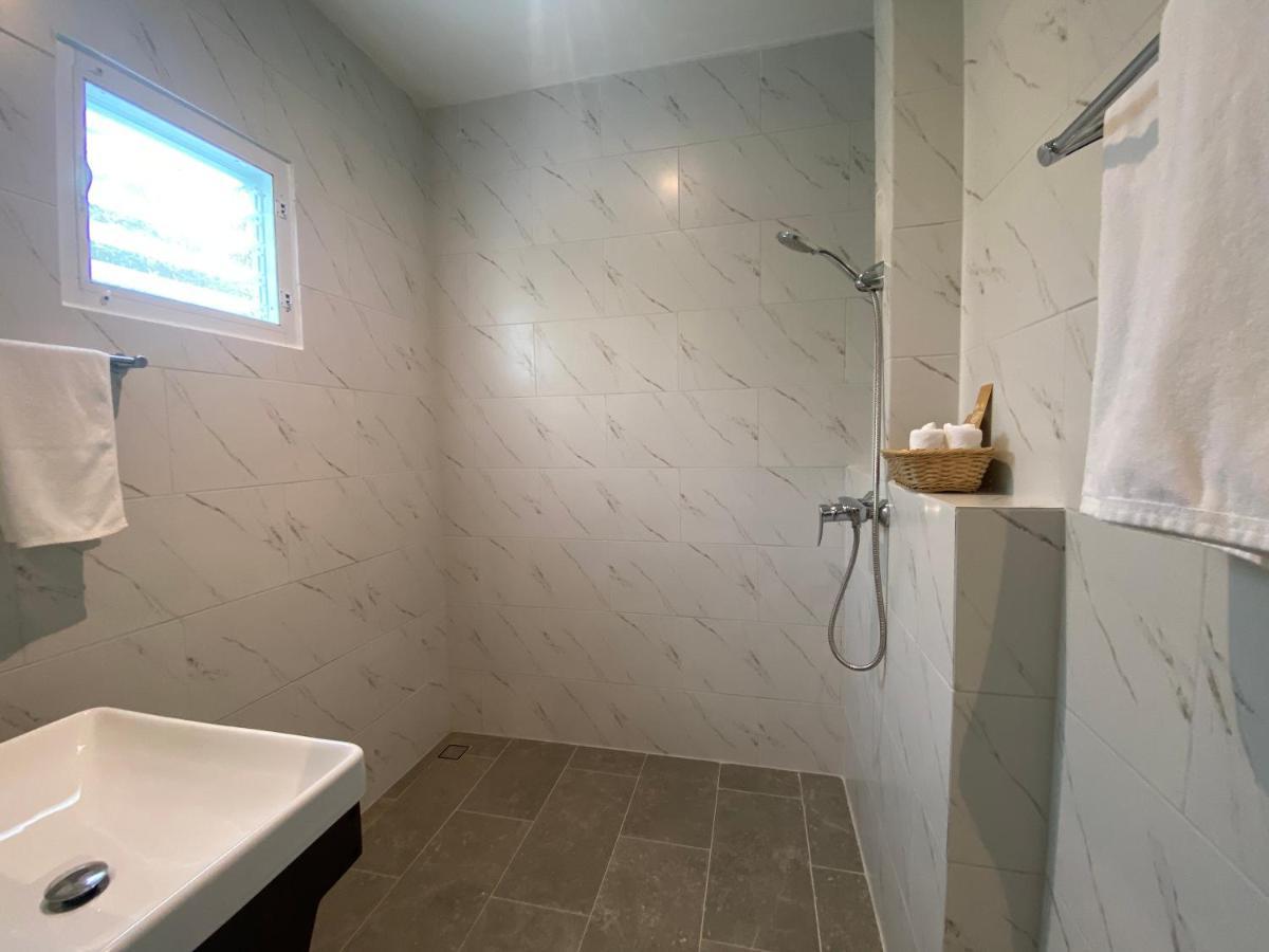 Le Petit Saint Tropez Resort Khanom
