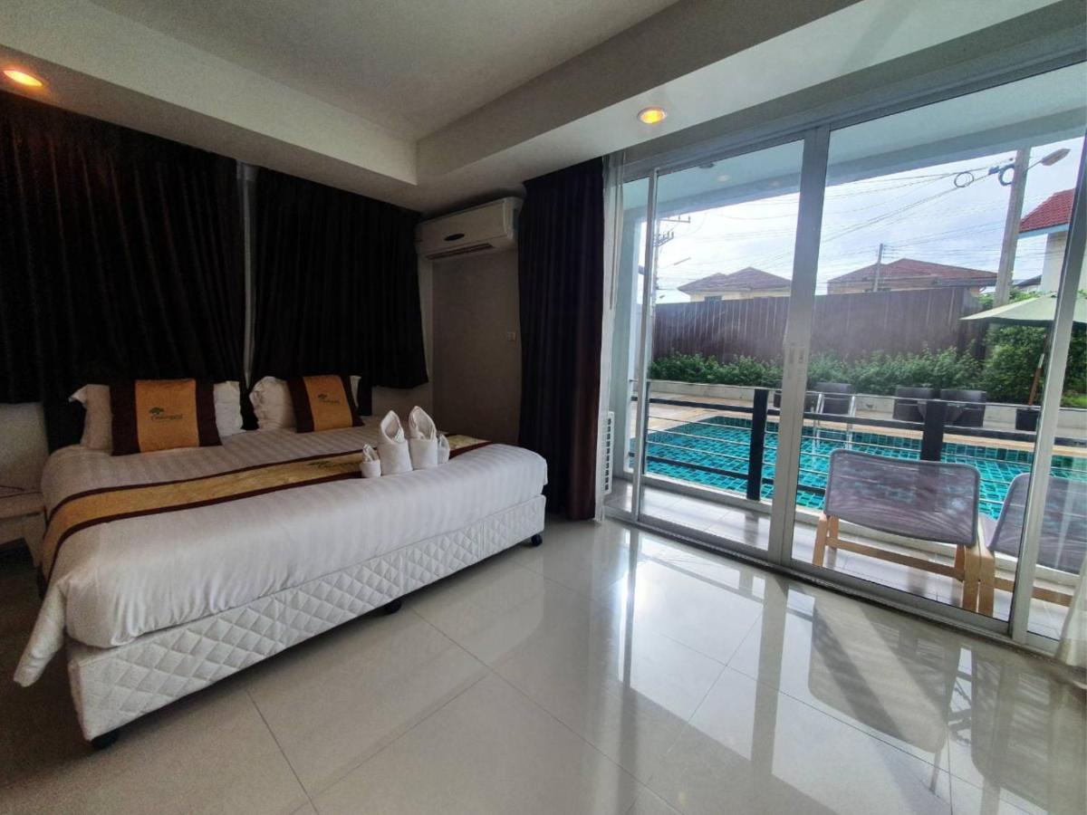Hotel Retreat Pattaya 4*