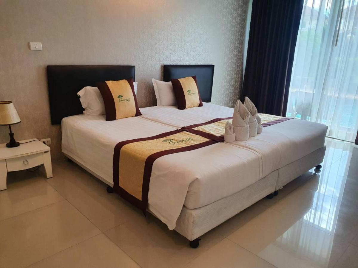 Retreat Pattaya Hotel 4*