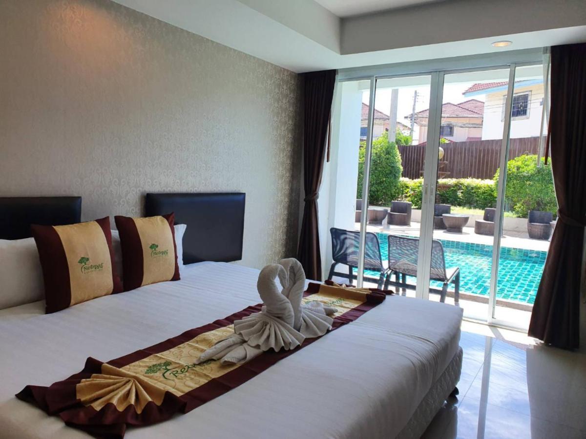 Hotel Retreat Pattaya 4*