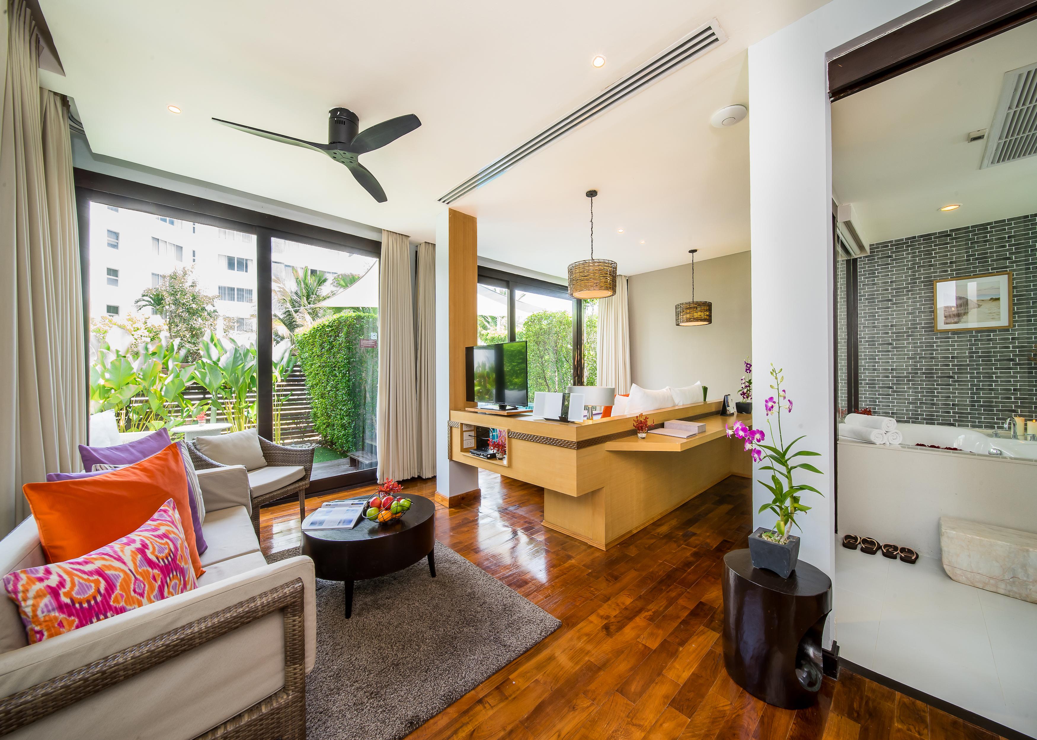 Resort The Rock Beachfront Hua Hin