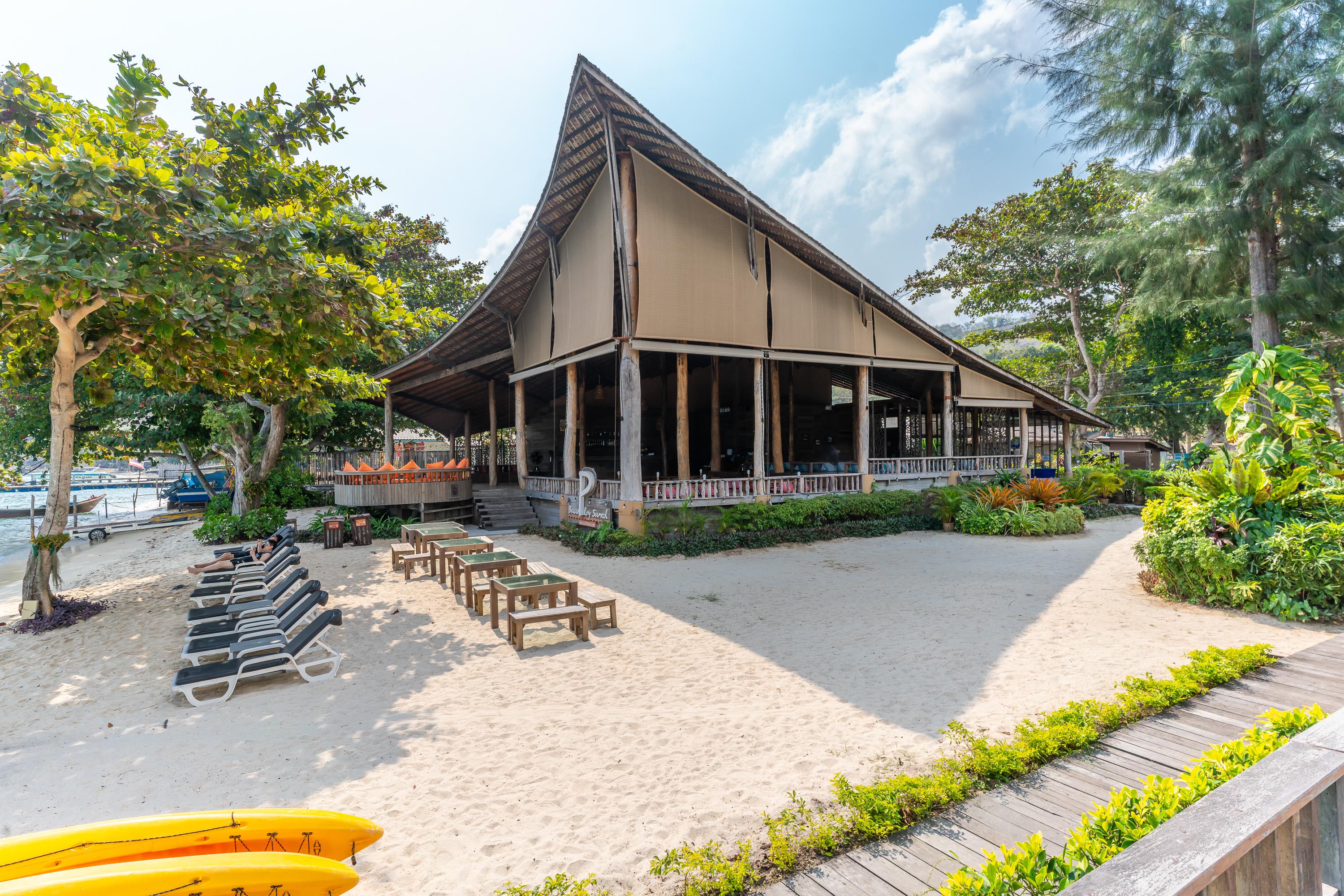 Baan Ploy Sea Resort