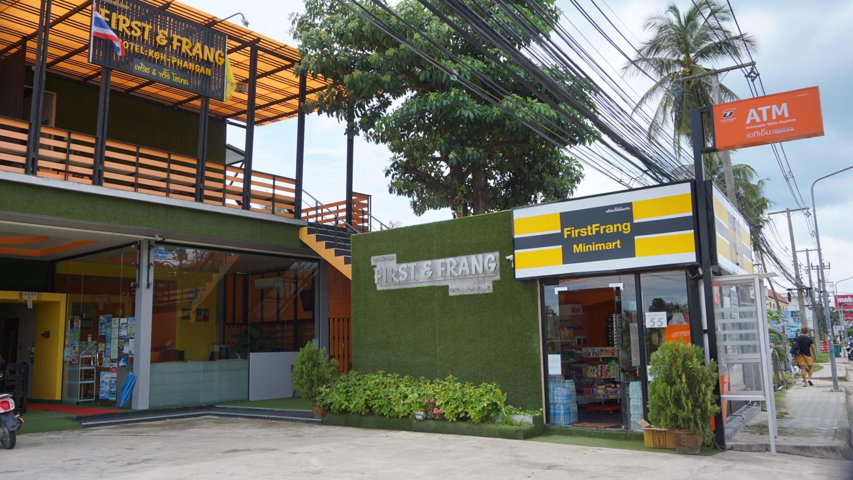 First And Frang - Koh Phangan Hotel