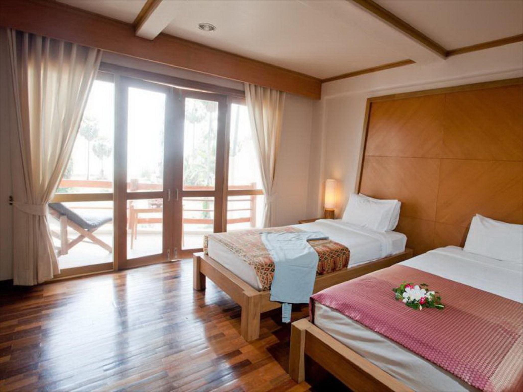 Tanaosri Resort Pran Buri