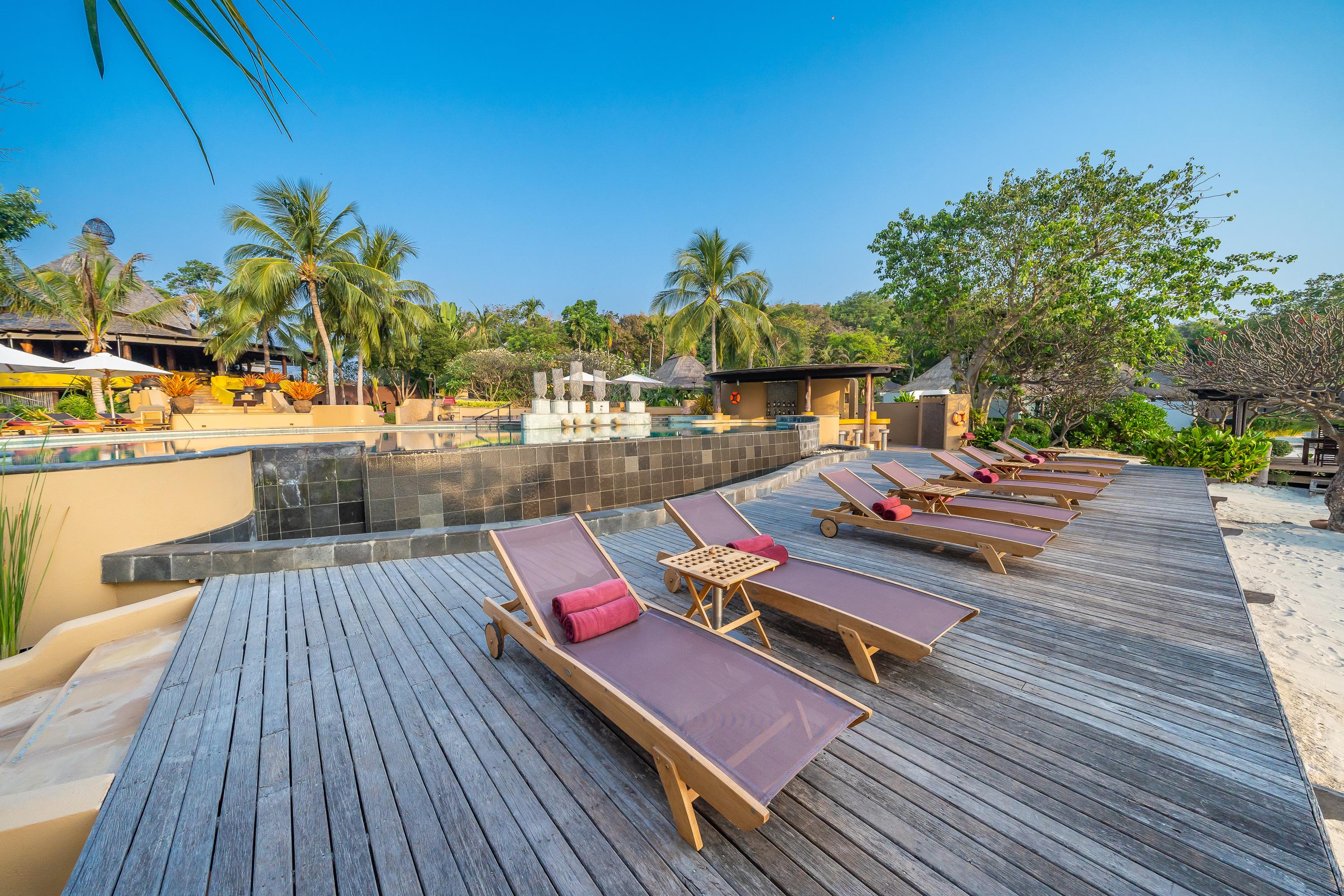 Paradee (adults Only) 5*