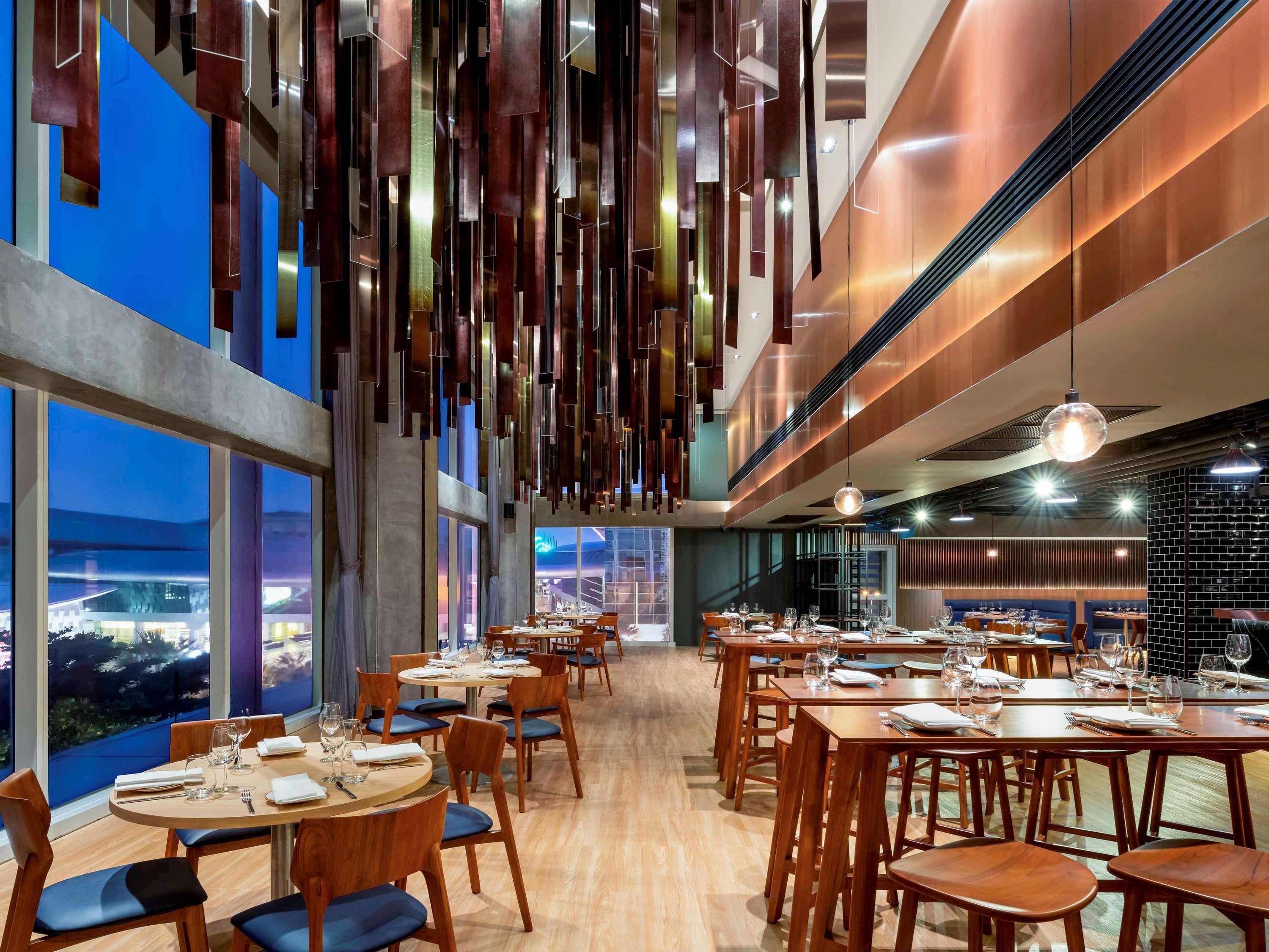 Hotel Novotel Bangkok Impact 4*
