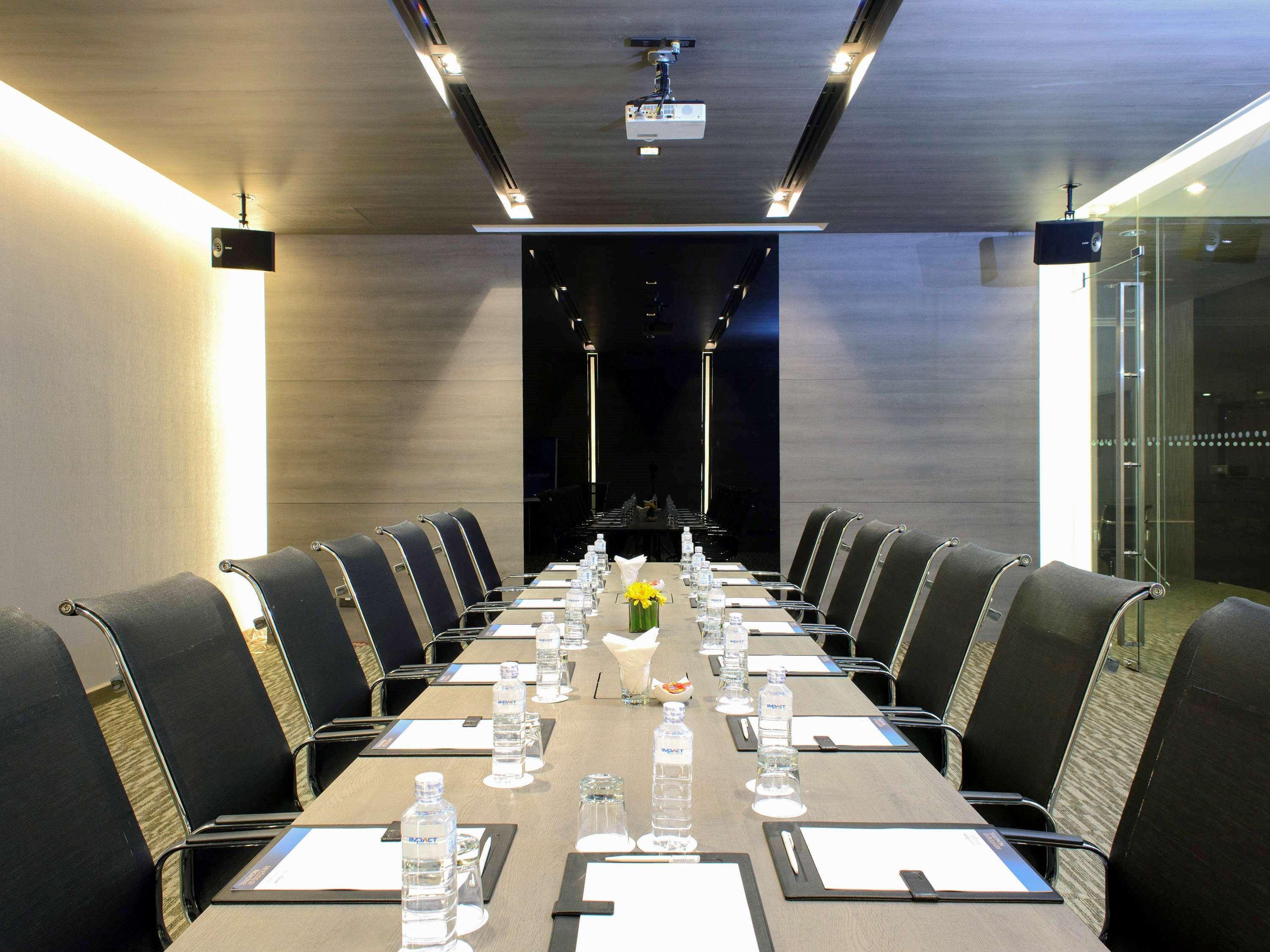Novotel Bangkok Impact 4*