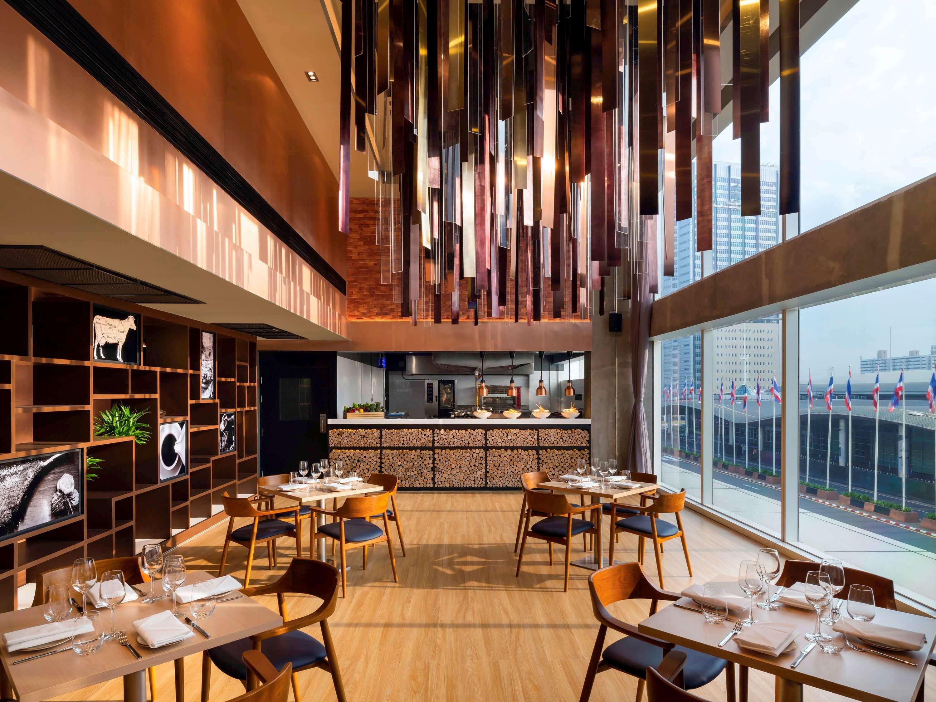 Hotel Novotel Bangkok Impact 4*