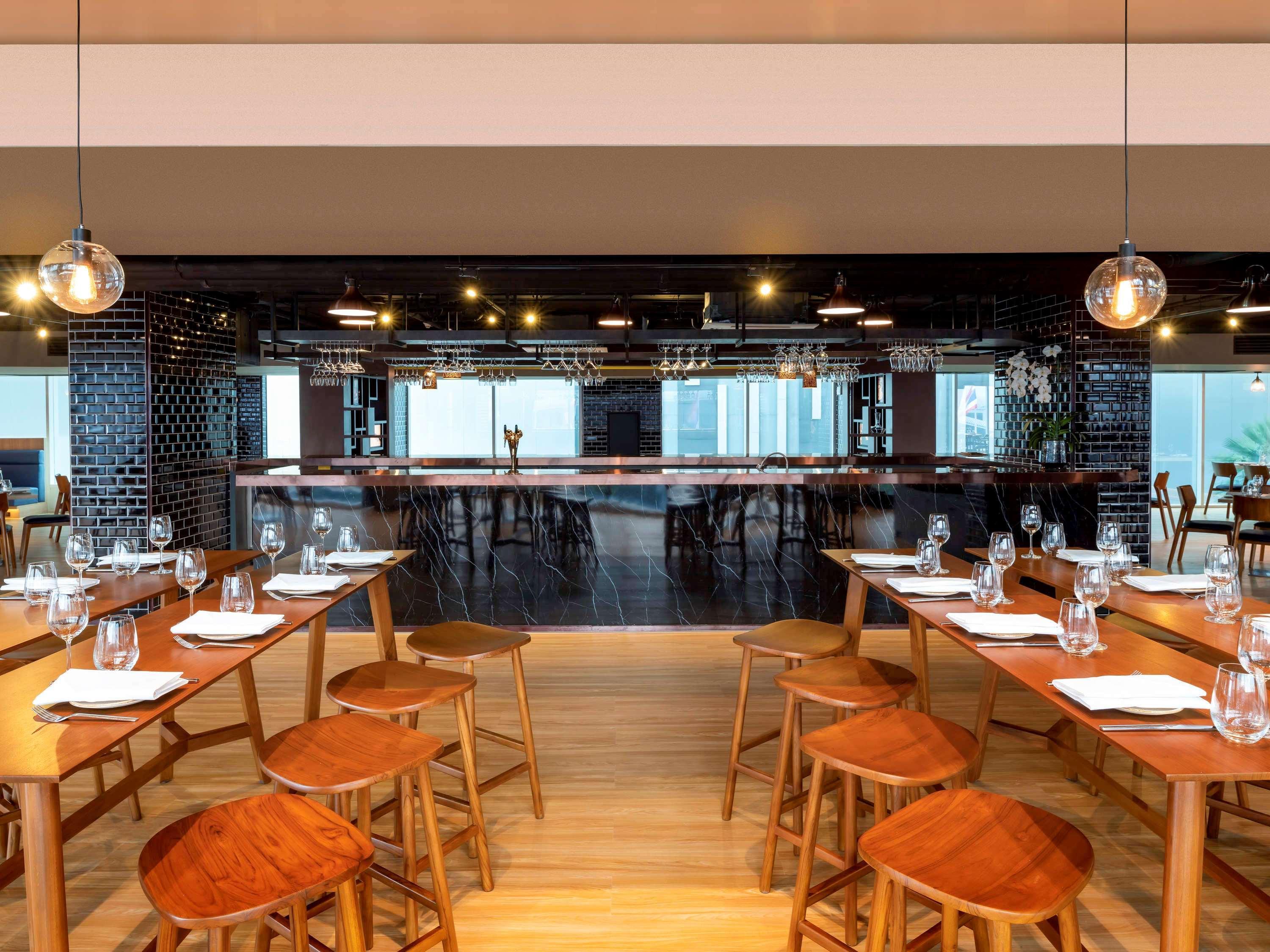Novotel Bangkok Impact 4*