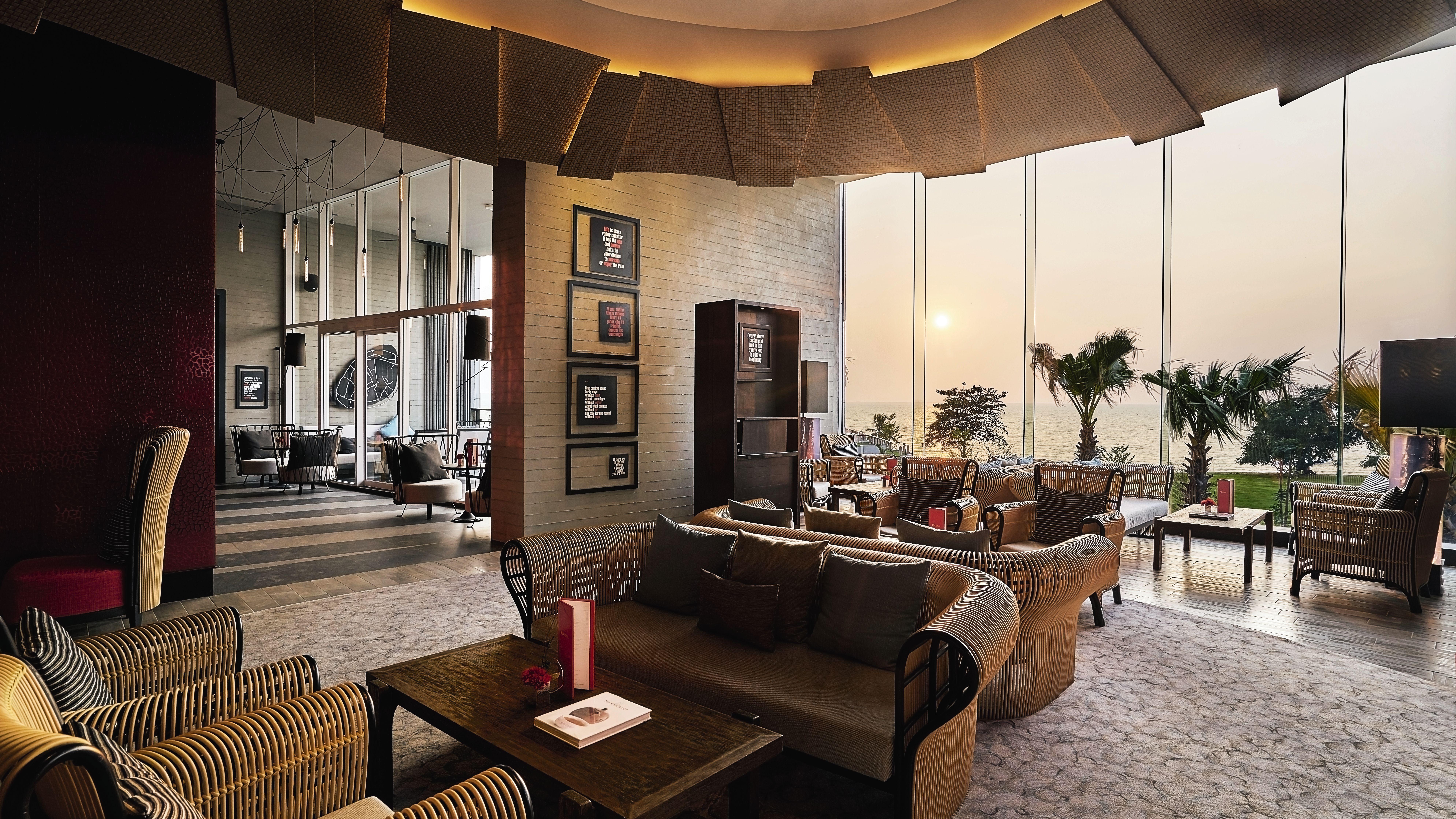 Moevenpick Siam Na Jomtien Pattaya 5*
