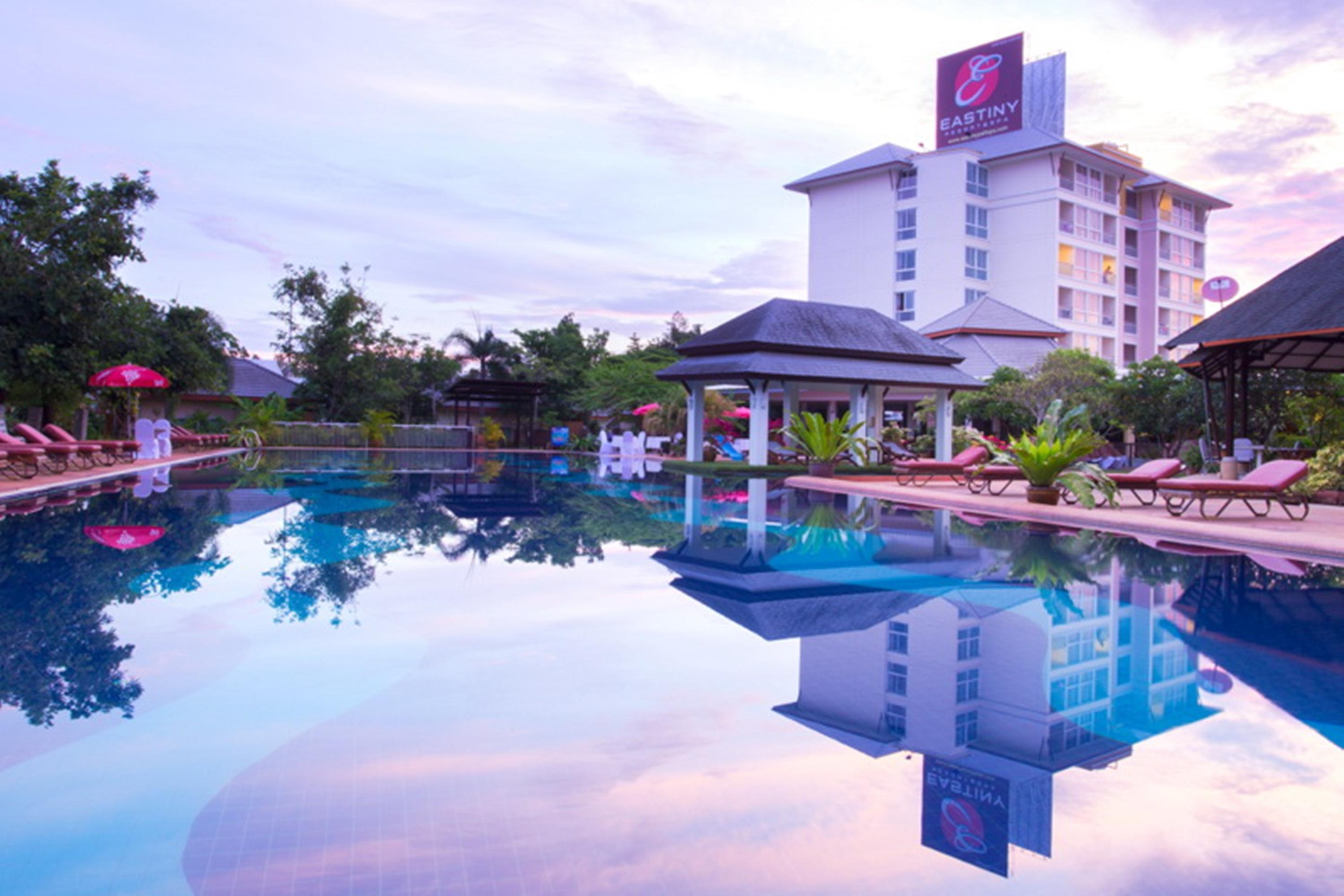Eastiny & Hotel 4*