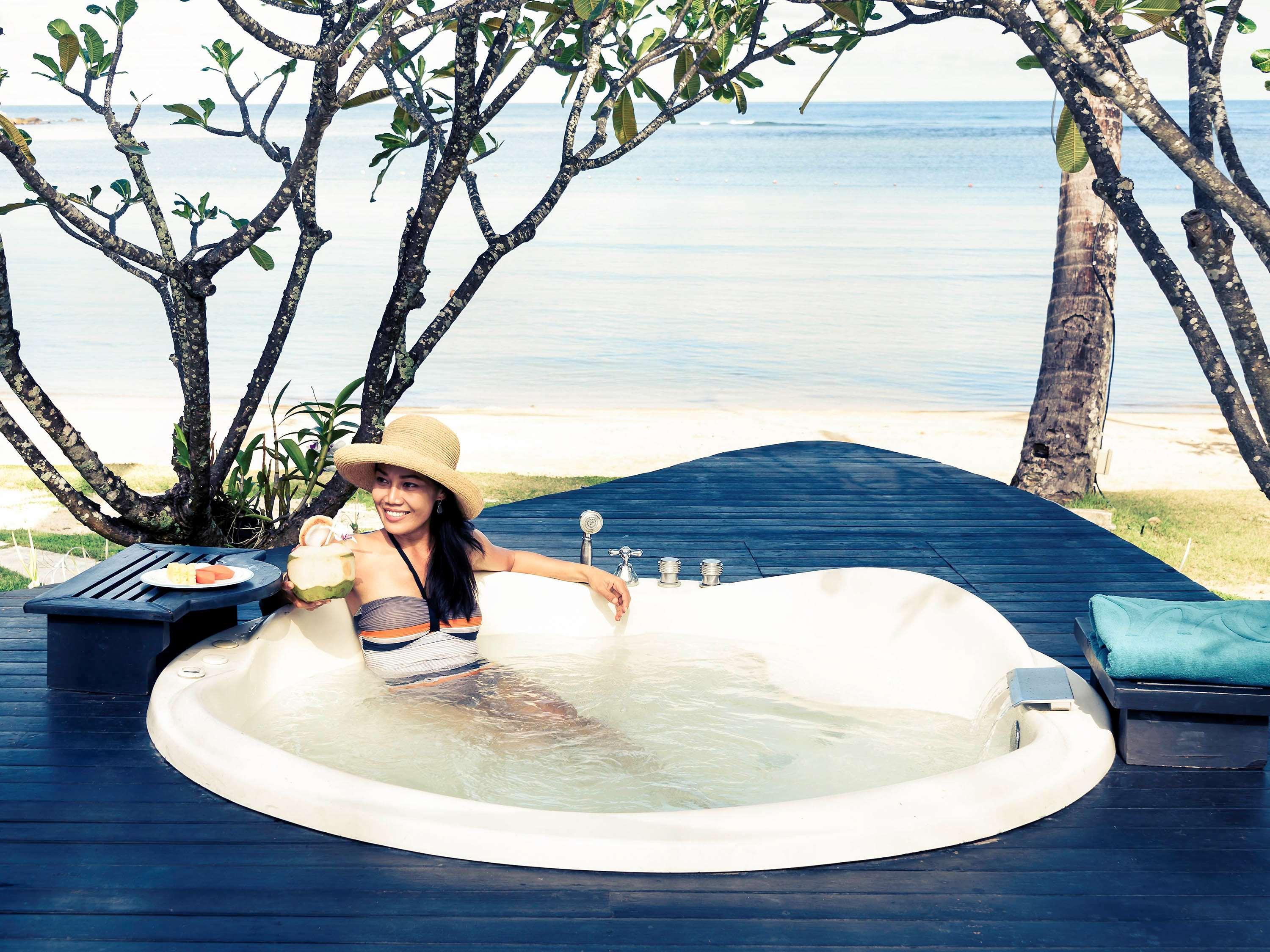 Mercure Hideaway 4*