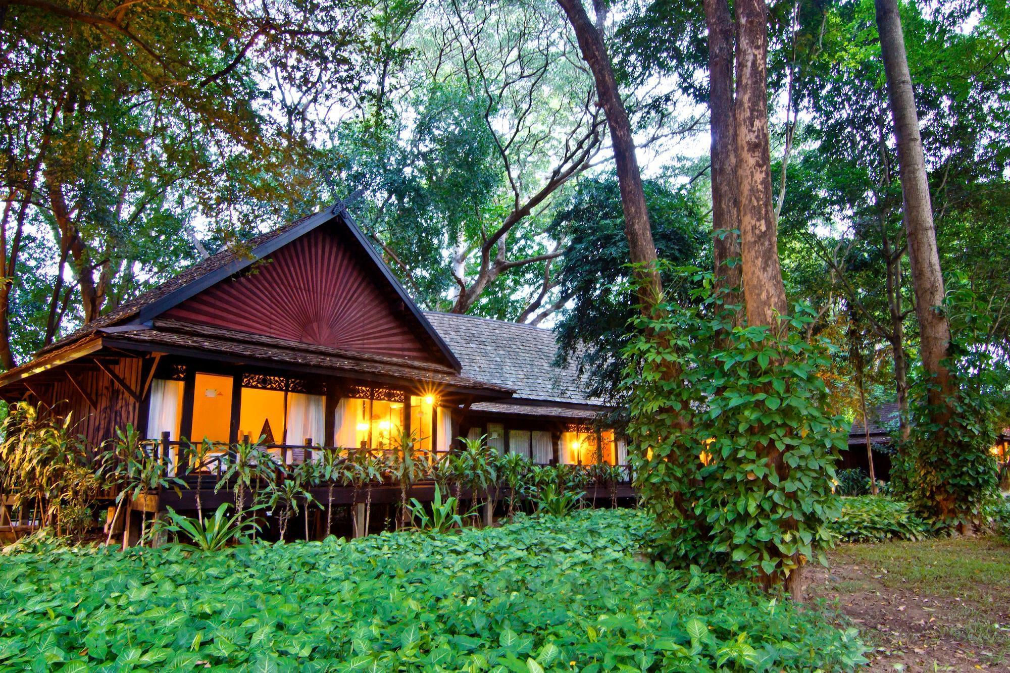 River Lodge *