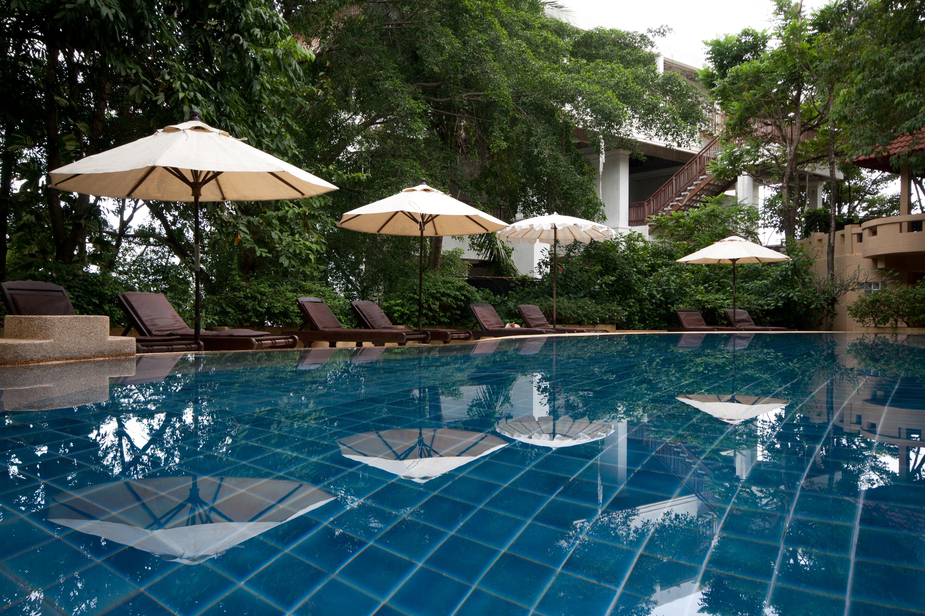 The Fair House & Resort