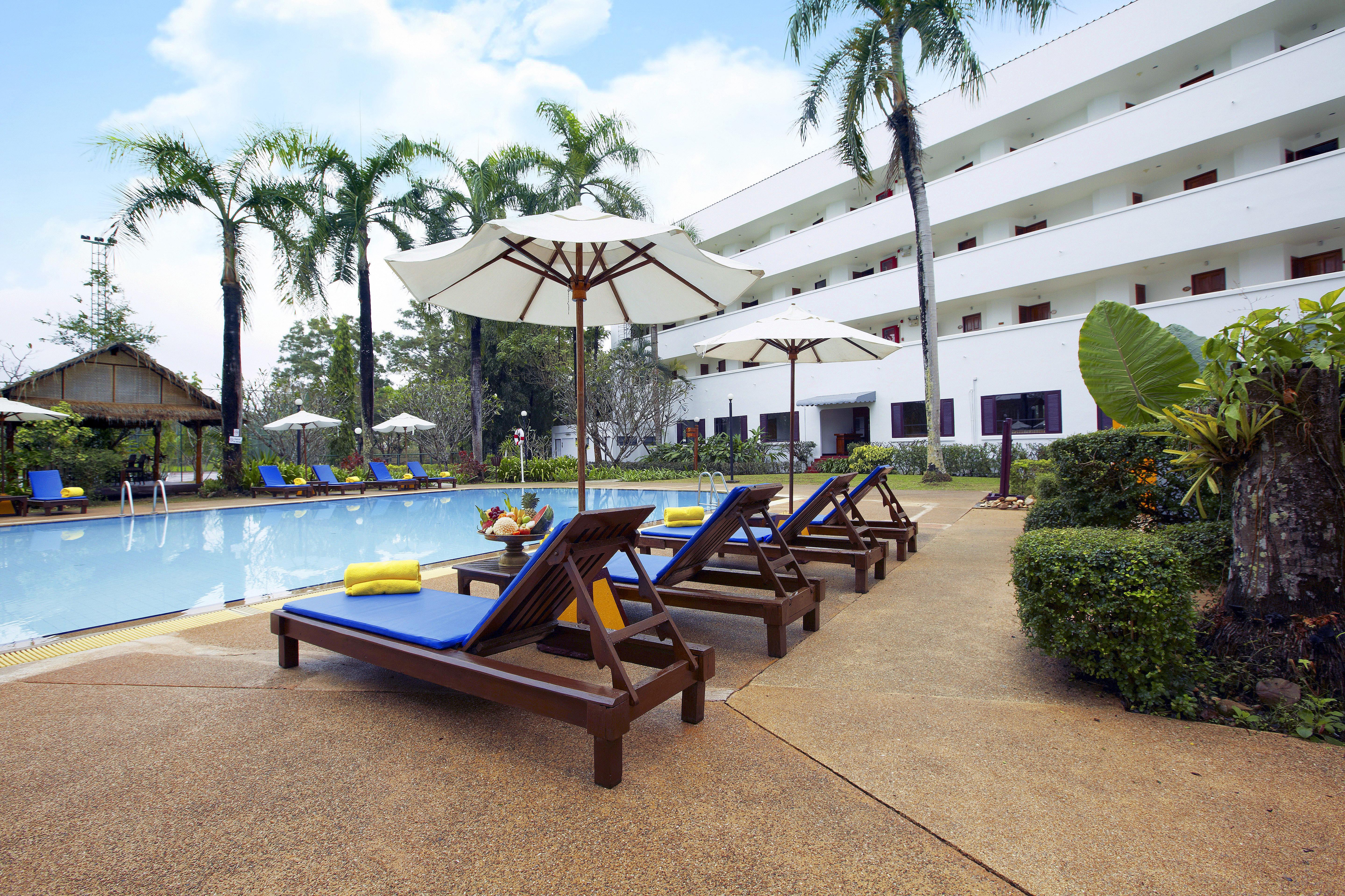 Centara Life 4*