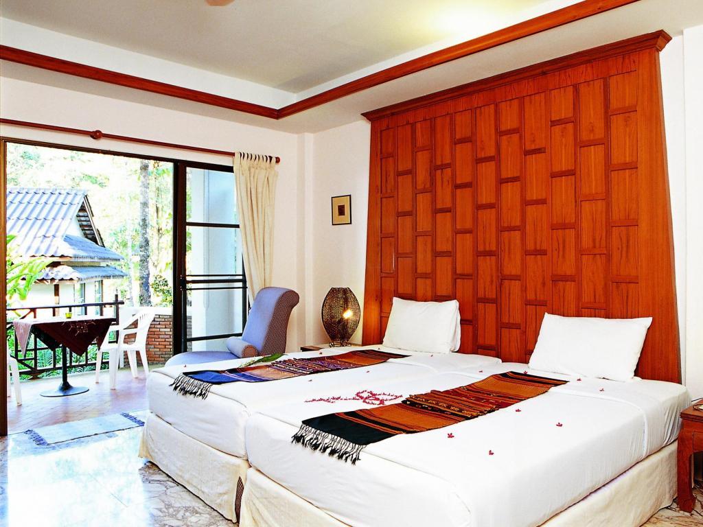 Resort Cliff