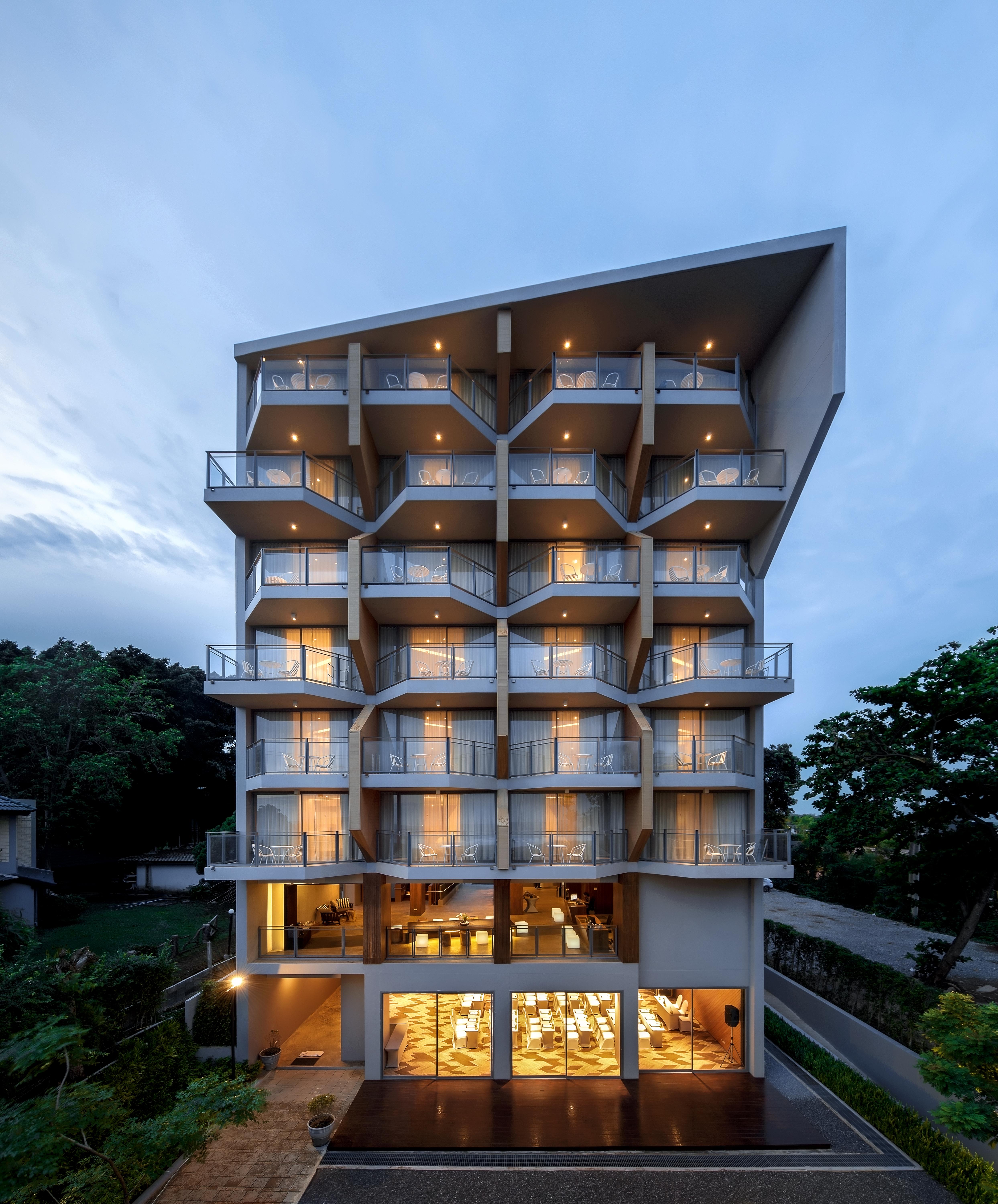 Centara Q Rayong Resort 4*