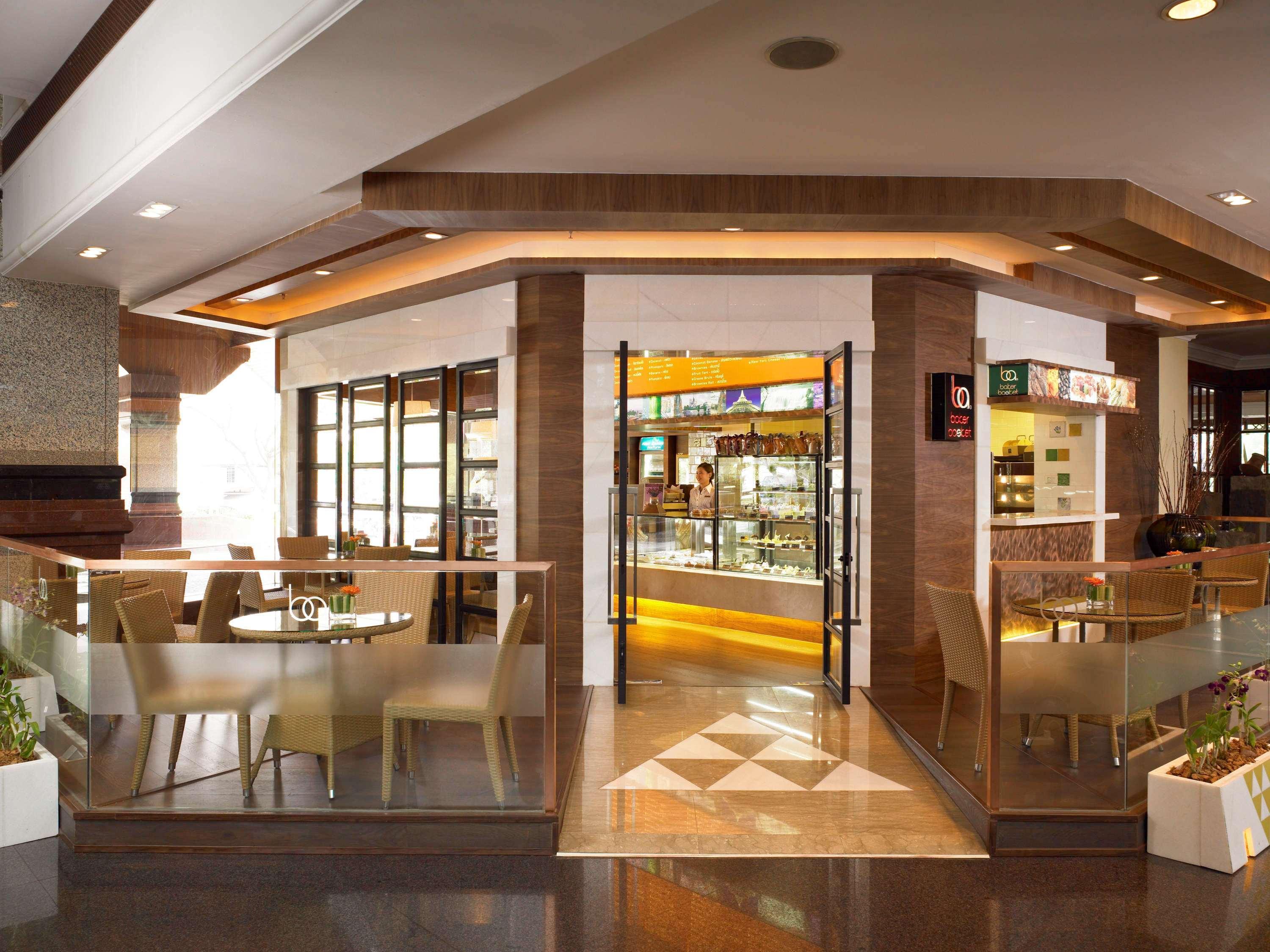 Pullman Raja Orchid Hotel