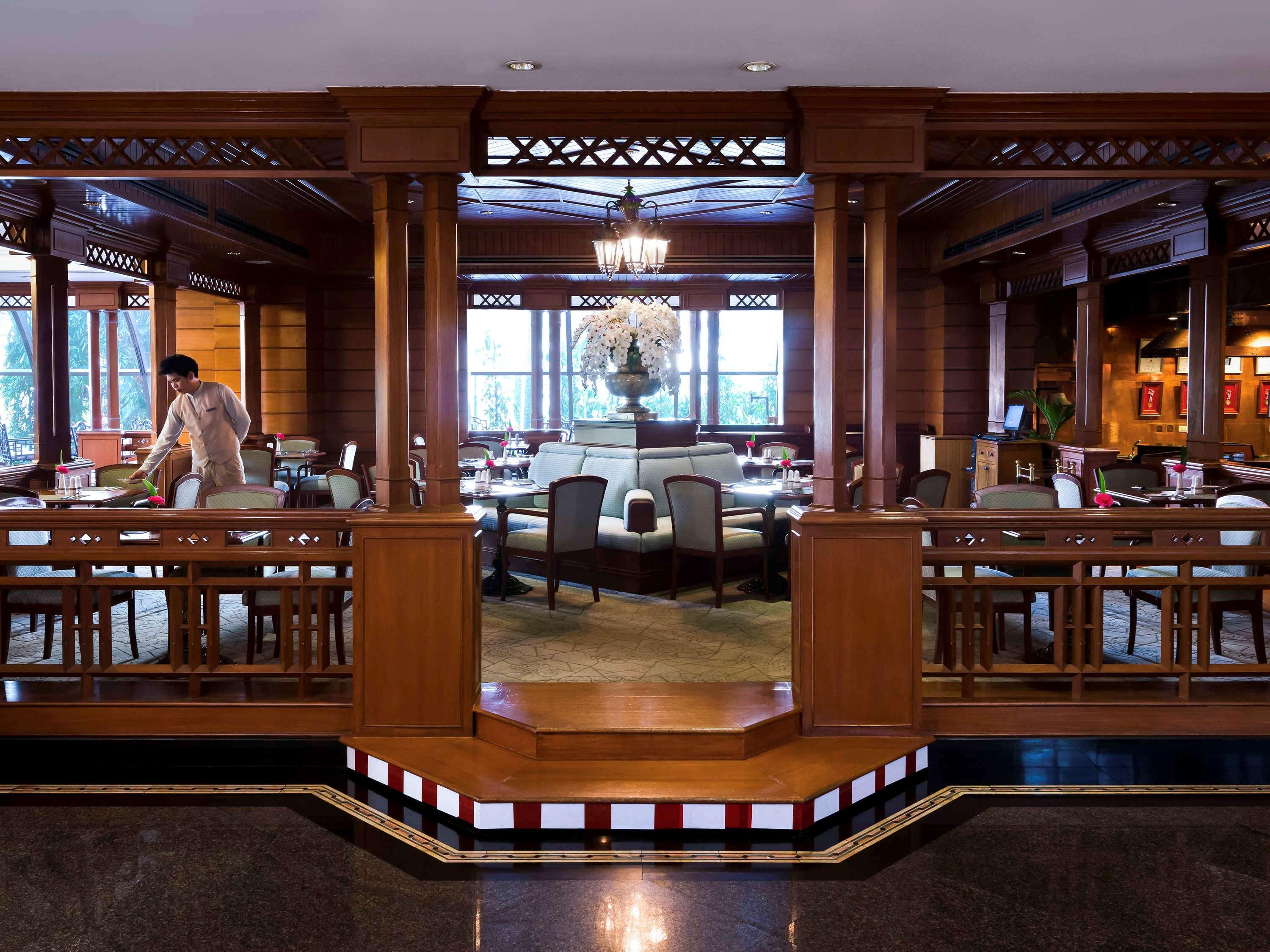 Hotel Pullman Raja Orchid