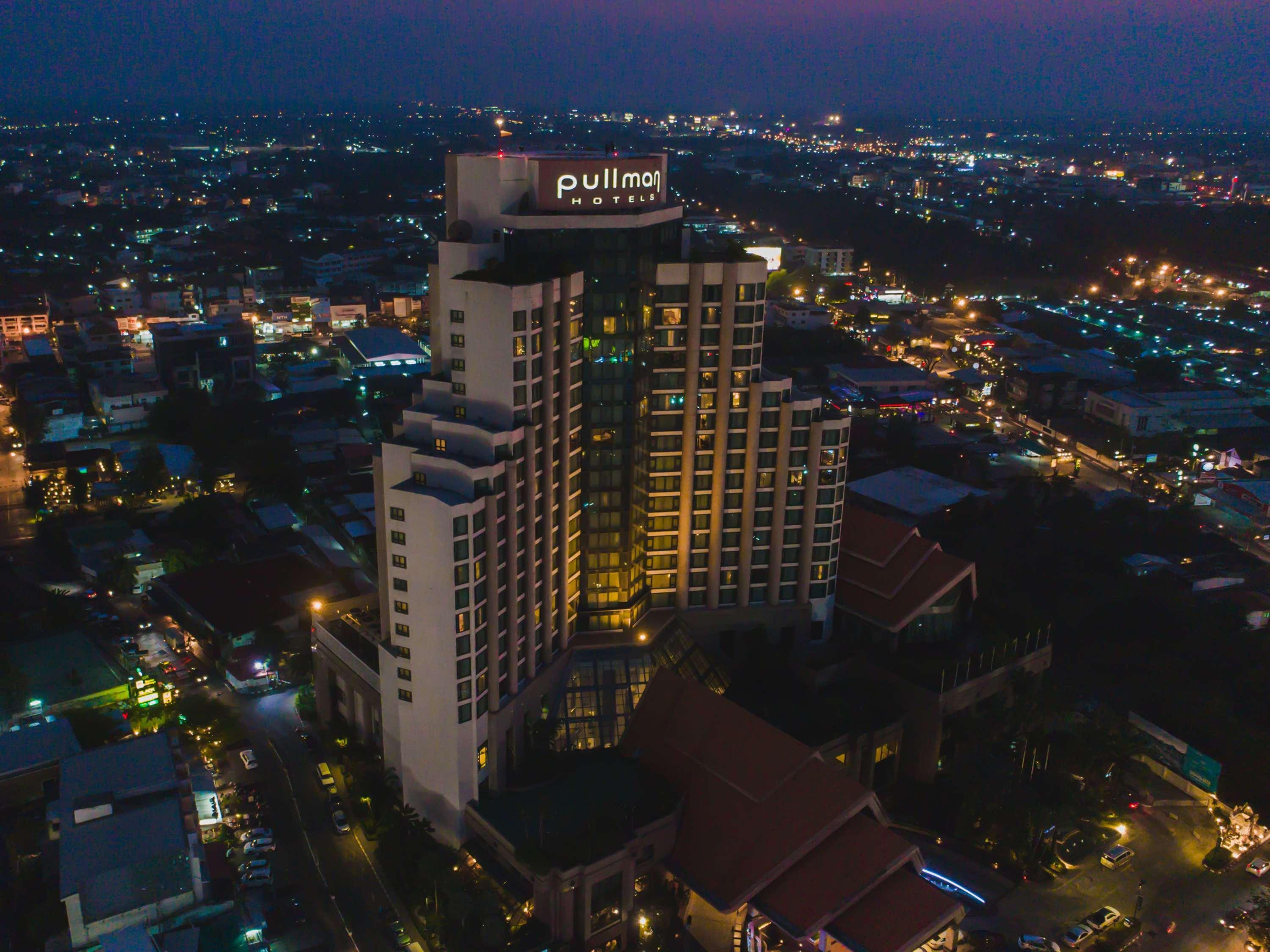 Pullman Raja Orchid Hotel