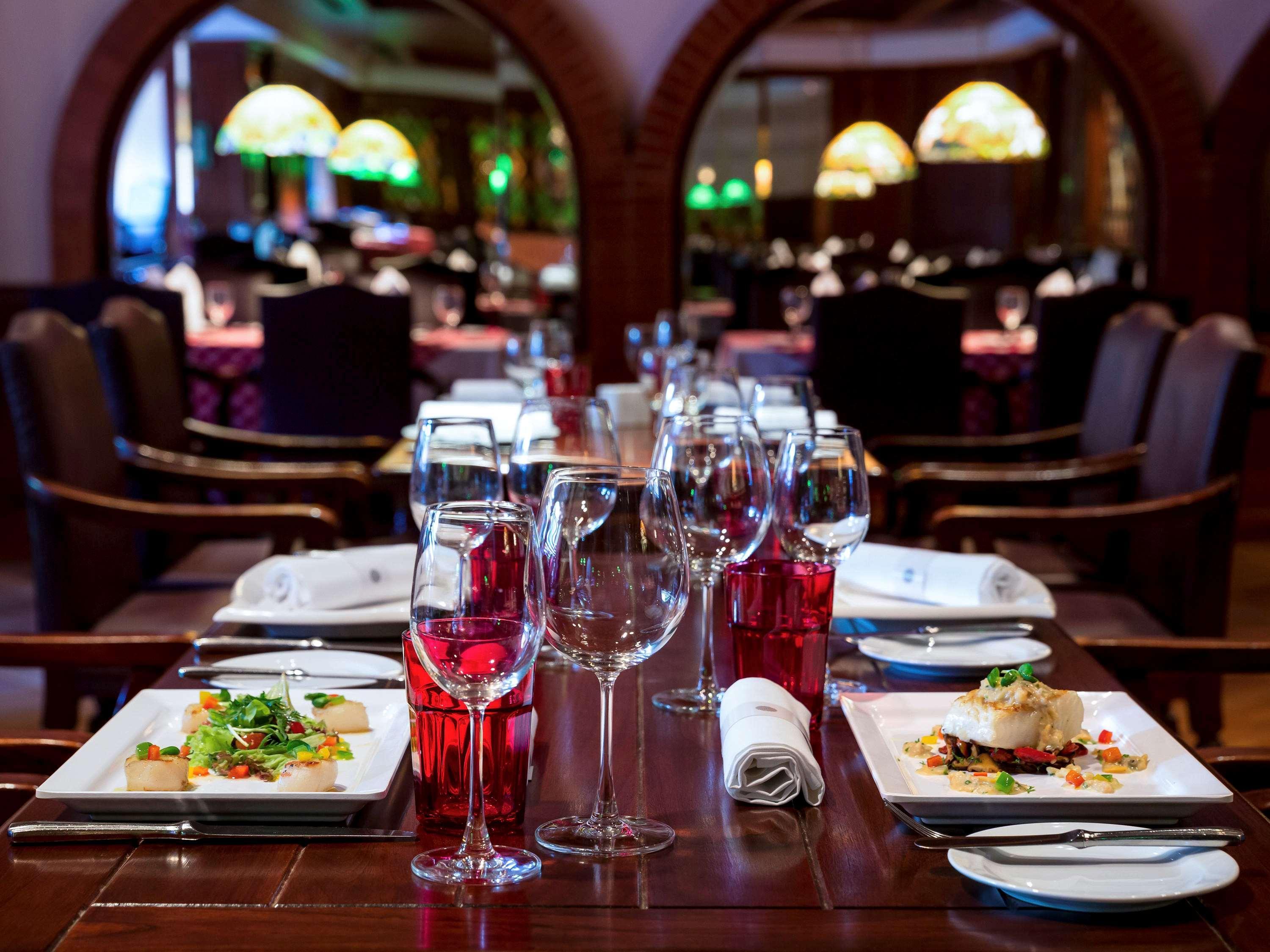 Pullman Raja Orchid Hotel
