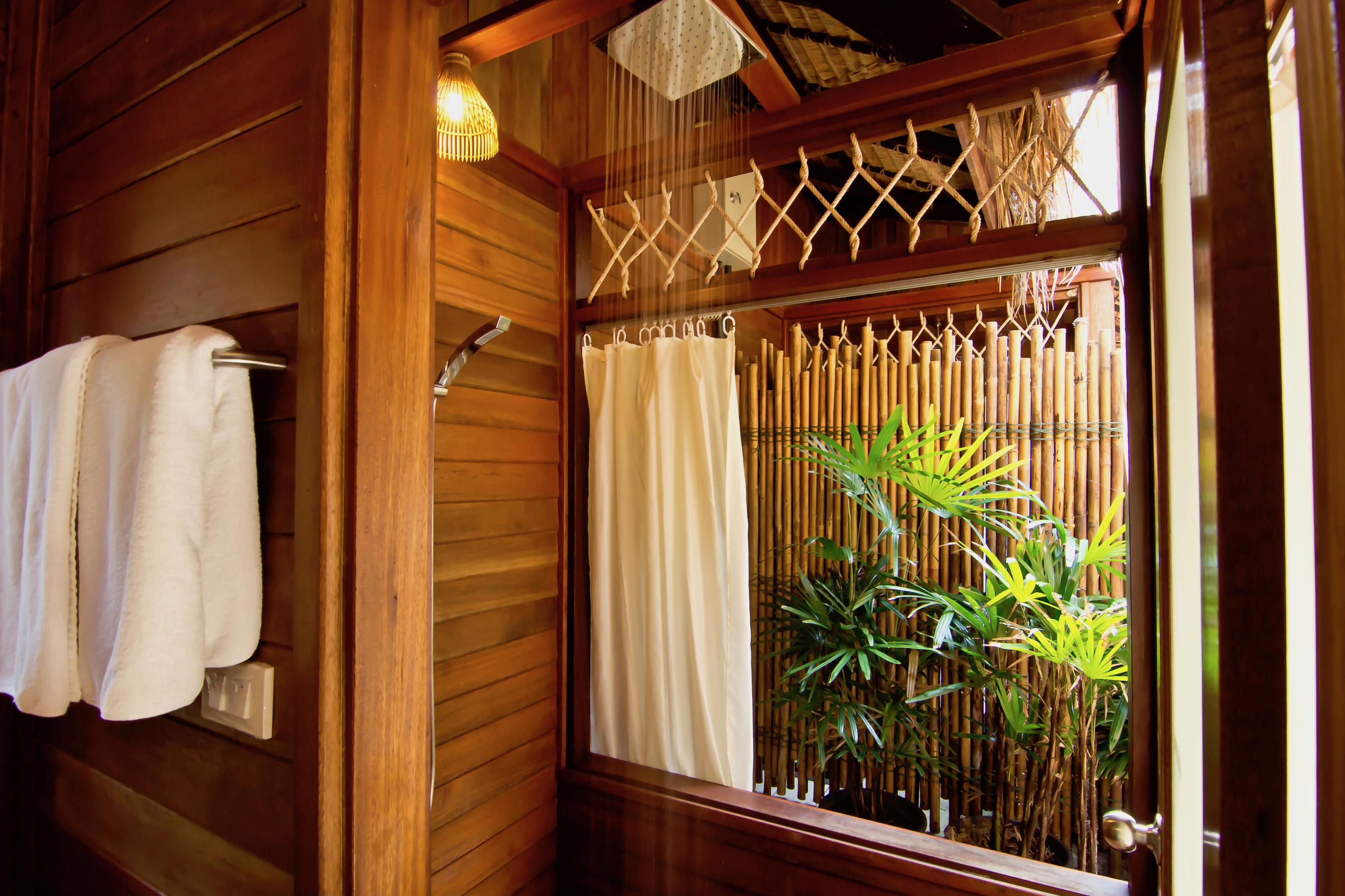 Resort The Float House River Kwai