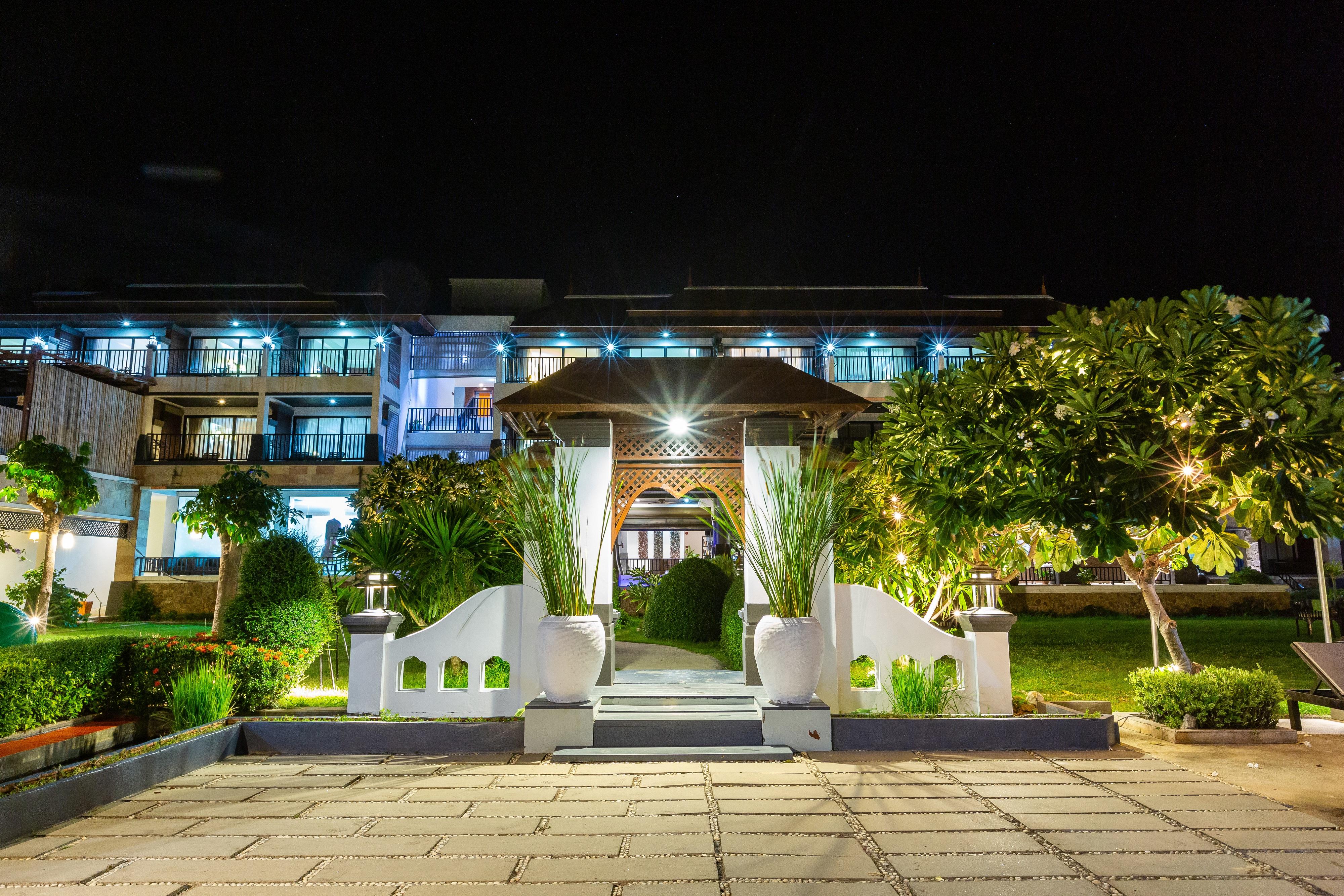 Samaya Wellness Hotel 4*