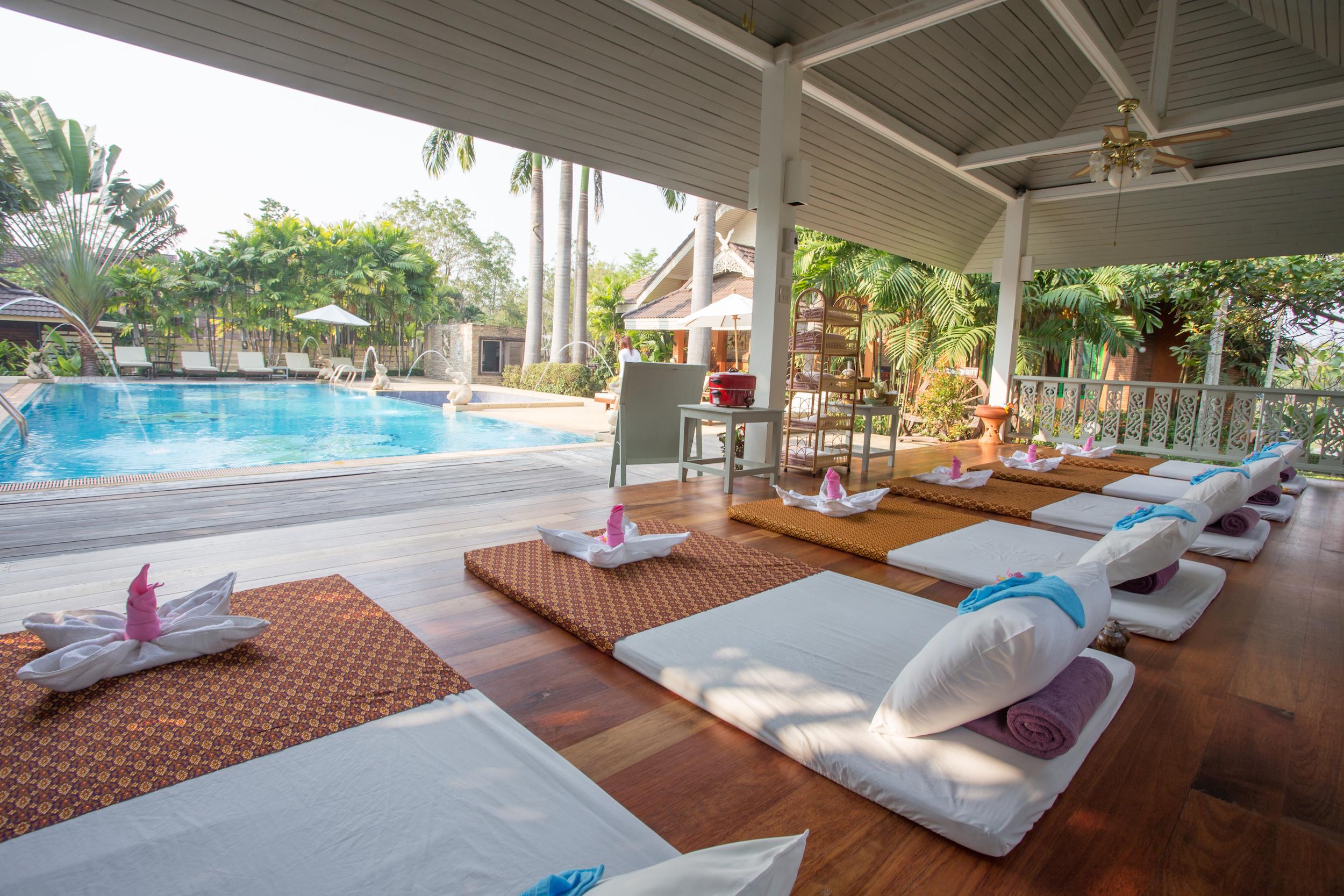 Le Charme Historical Park 4*