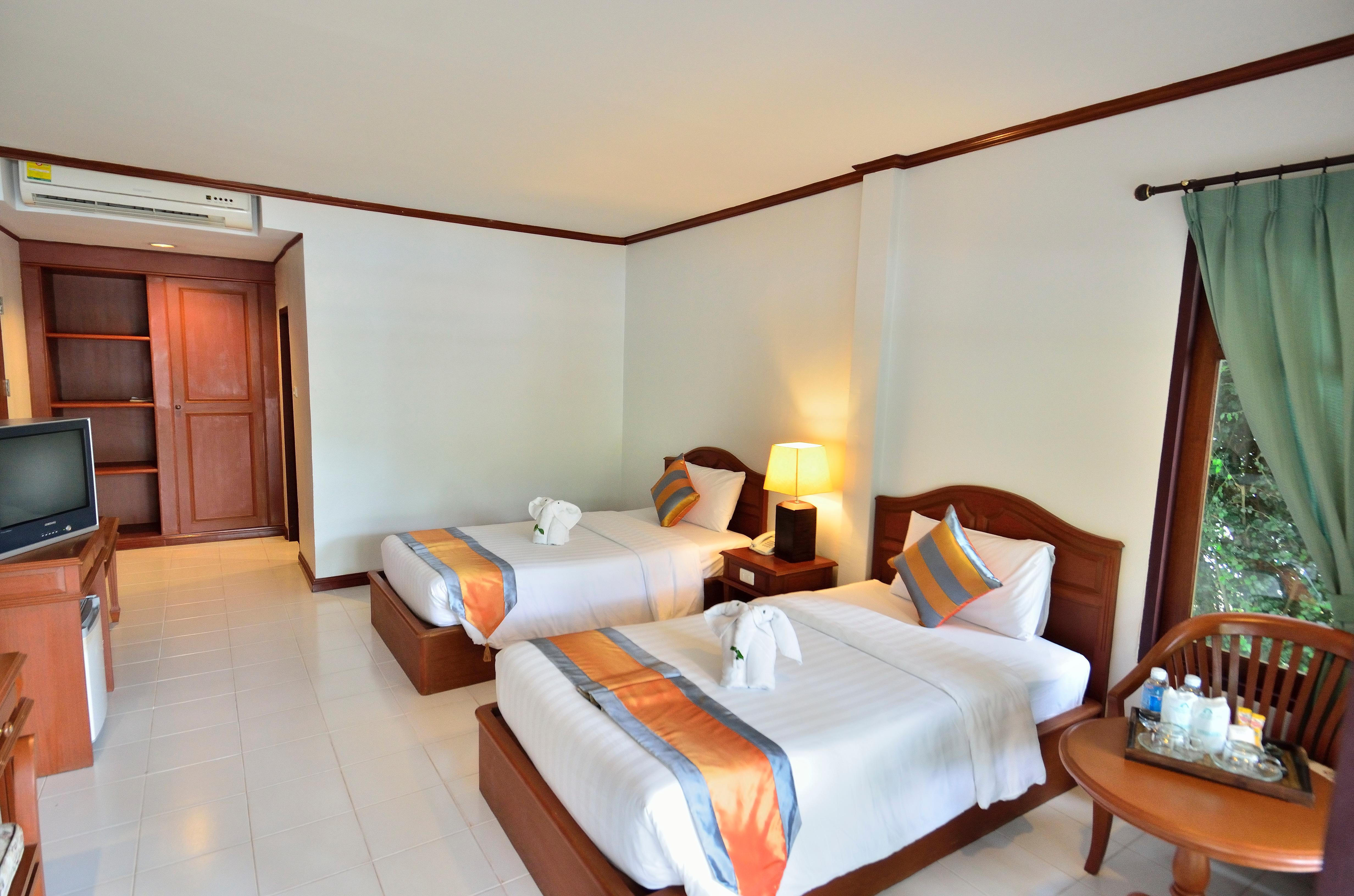First Resort 3*