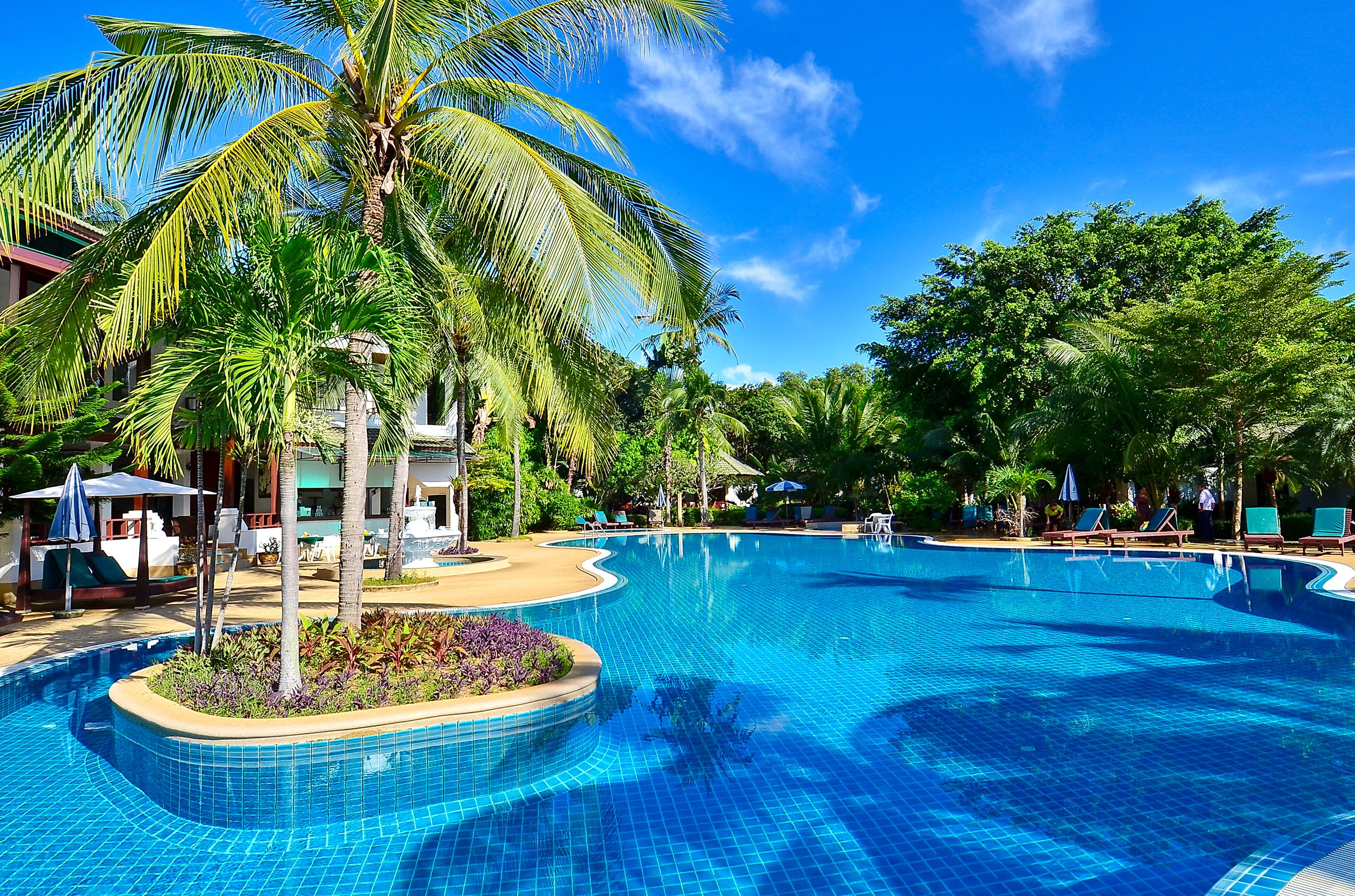 First Resort 3*