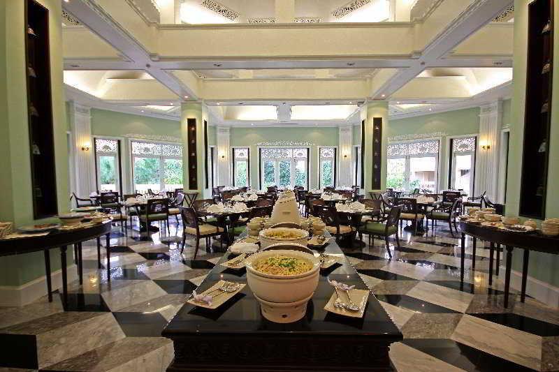 Dheva Mantra Resort 5*