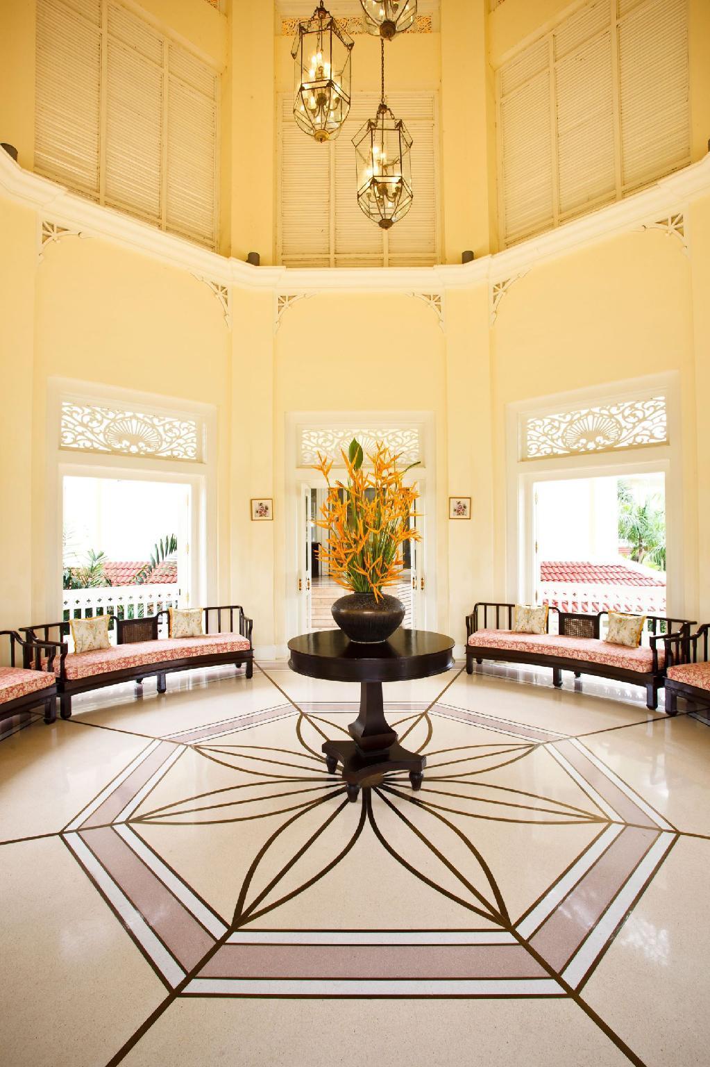 Resort Dheva Mantra