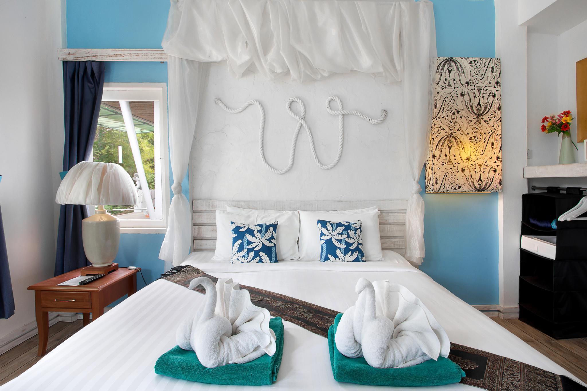 The White Knot Resort
