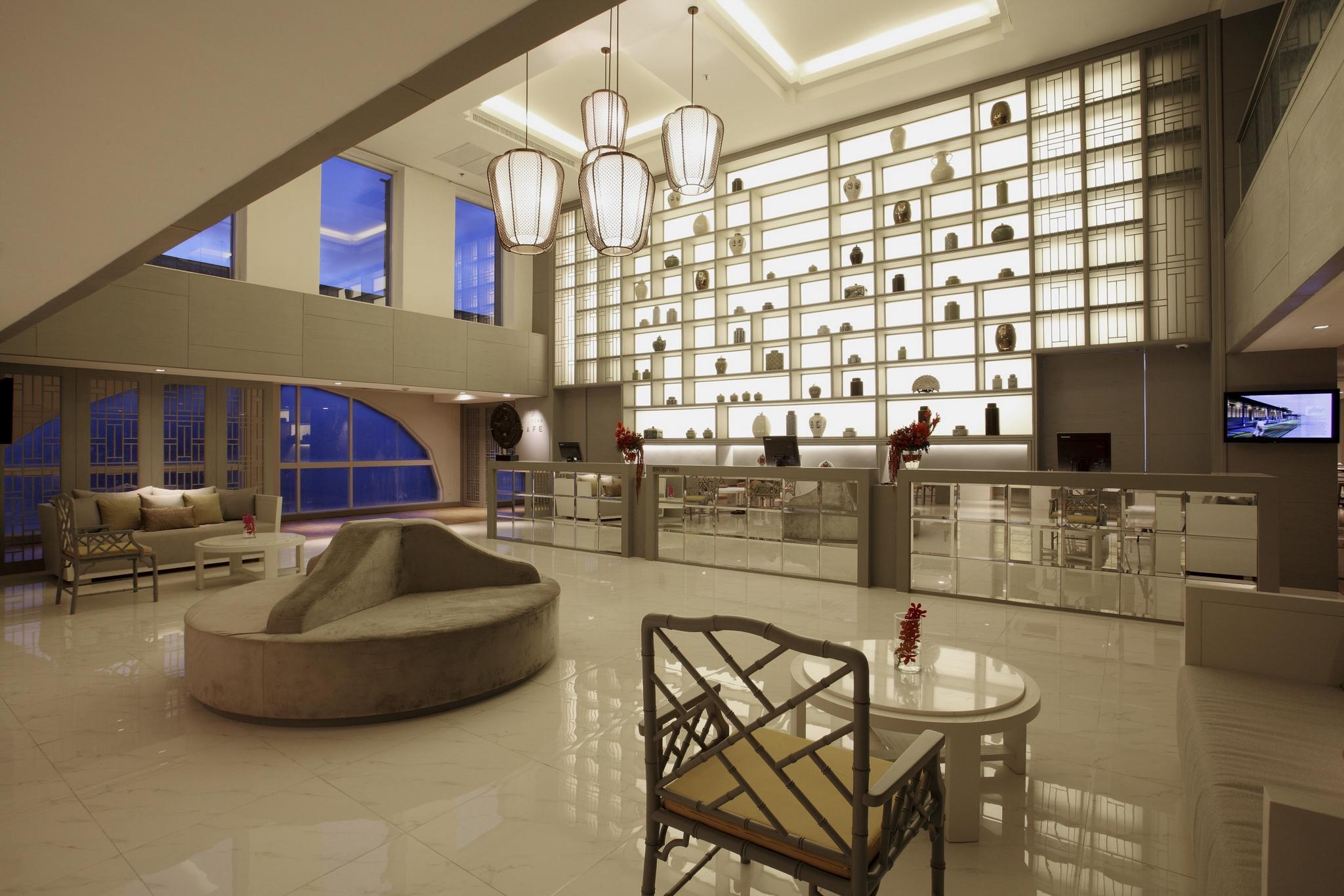 The Quarter Hualamphong By Uhg Banguecoque