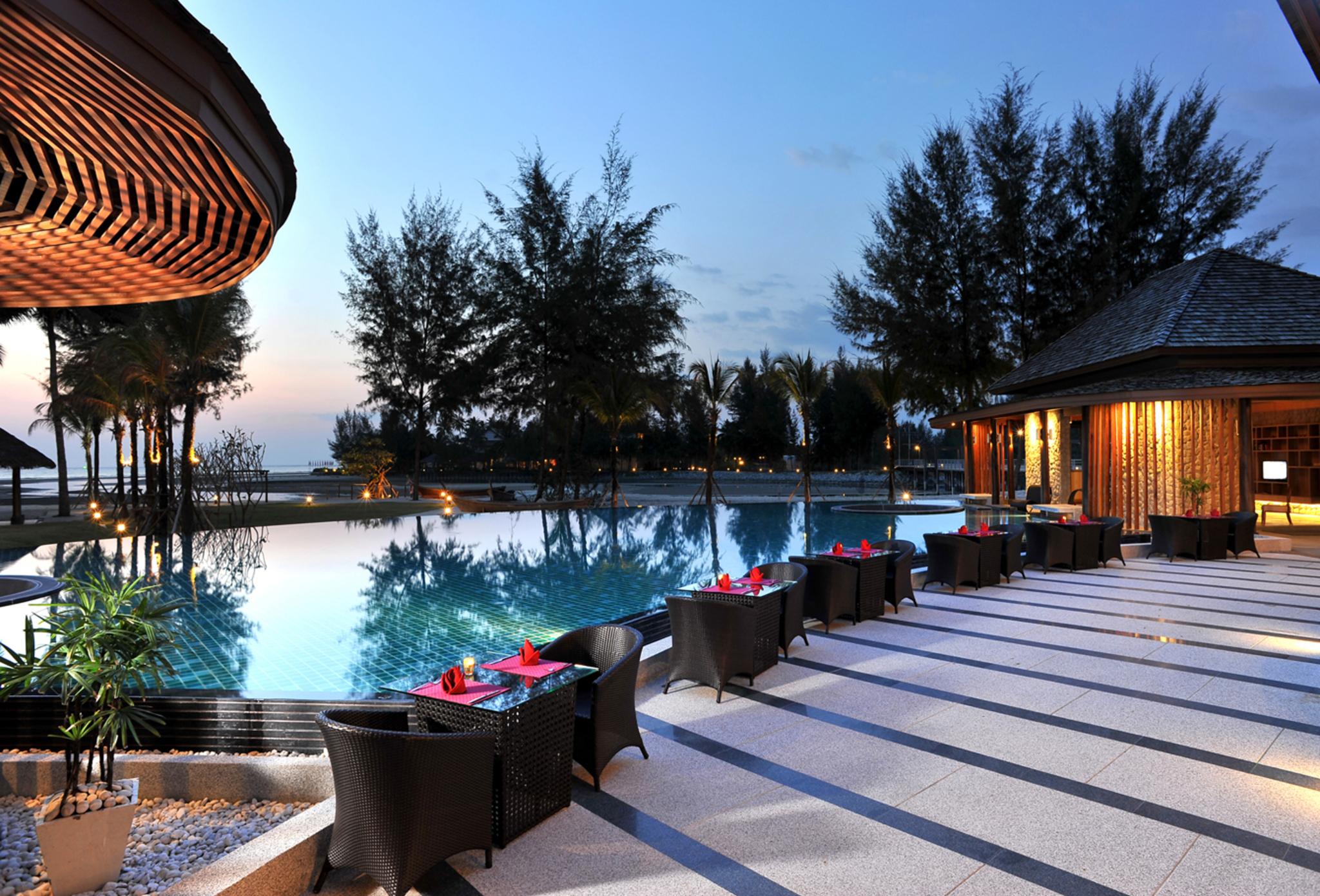 Apsara Beachfront & - Sha Extra Khao Lak