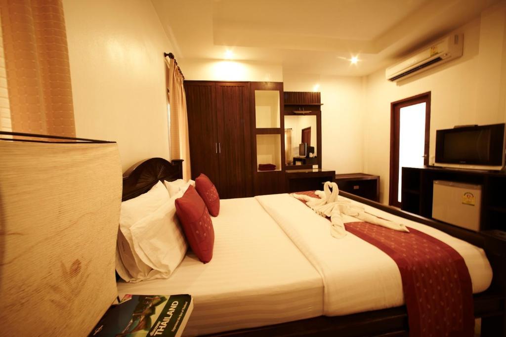 Promtsuk Buri Lamai Beach (Koh Samui)